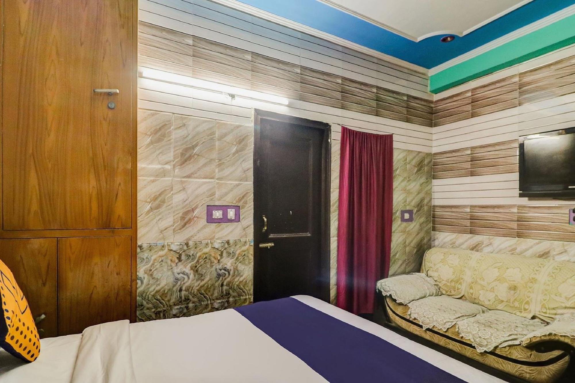 Spot On Maa Gyatri Gurgaon