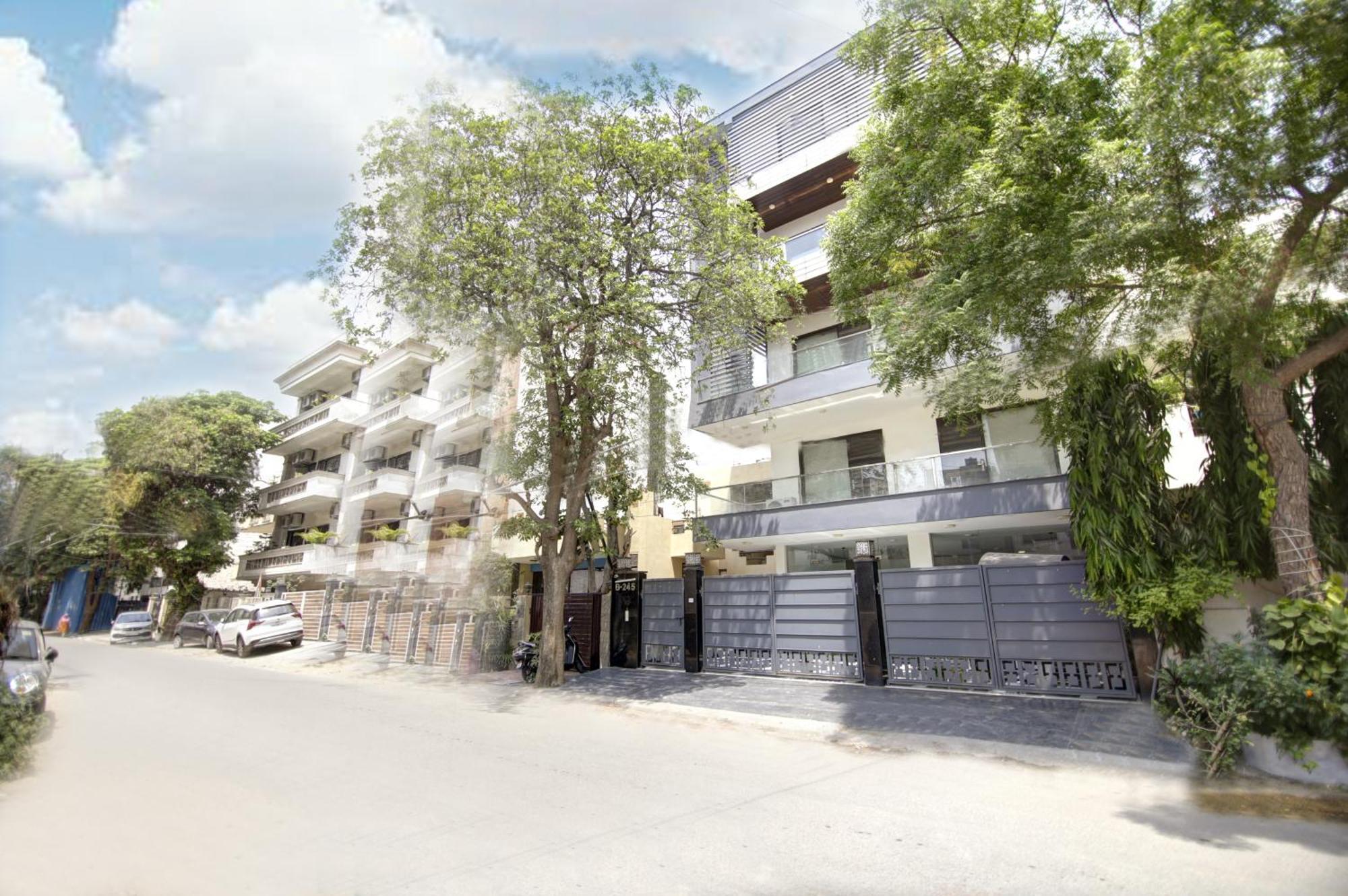 Hotel Limewood - Fortis Hospital