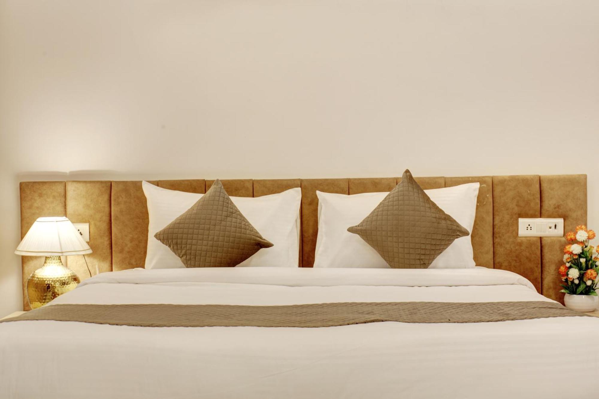 Limewood - Fortis Hospital Hotel Gurgaon