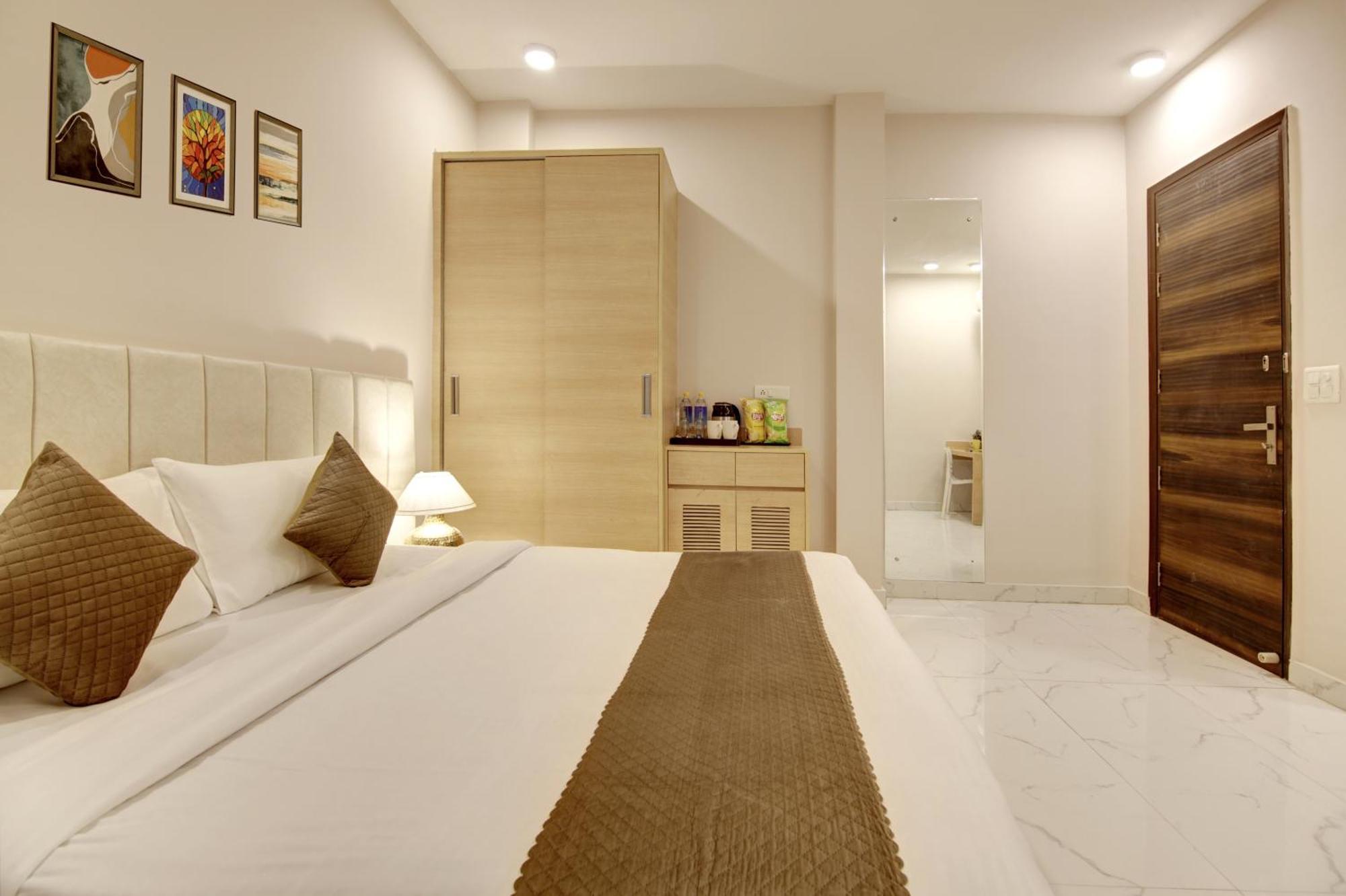Hotel Limewood - Fortis Hospital