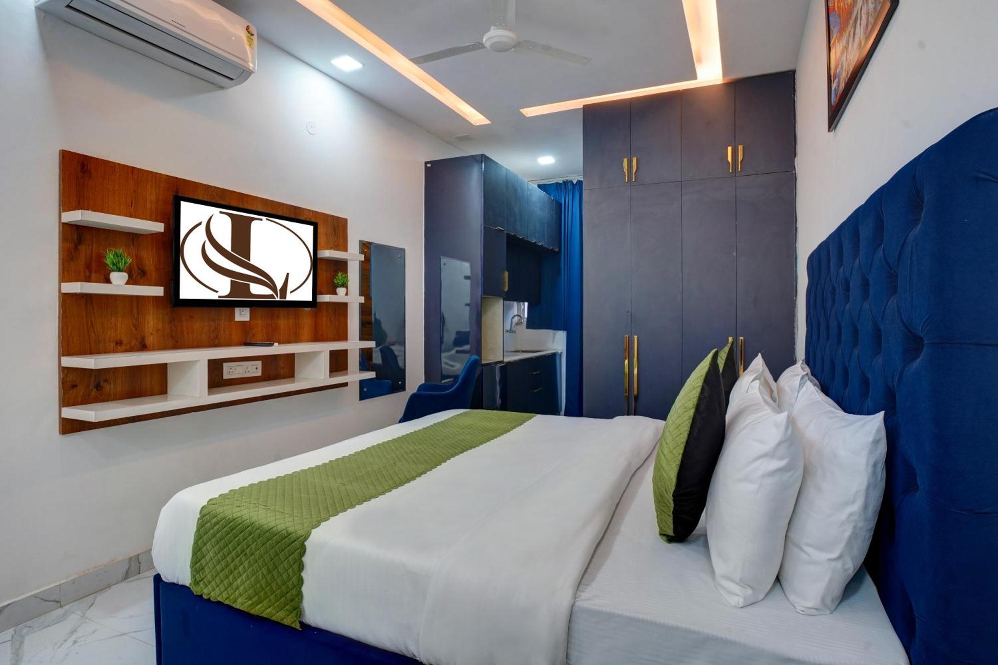 Limewood - Sector 29 Hotel Gurgaon