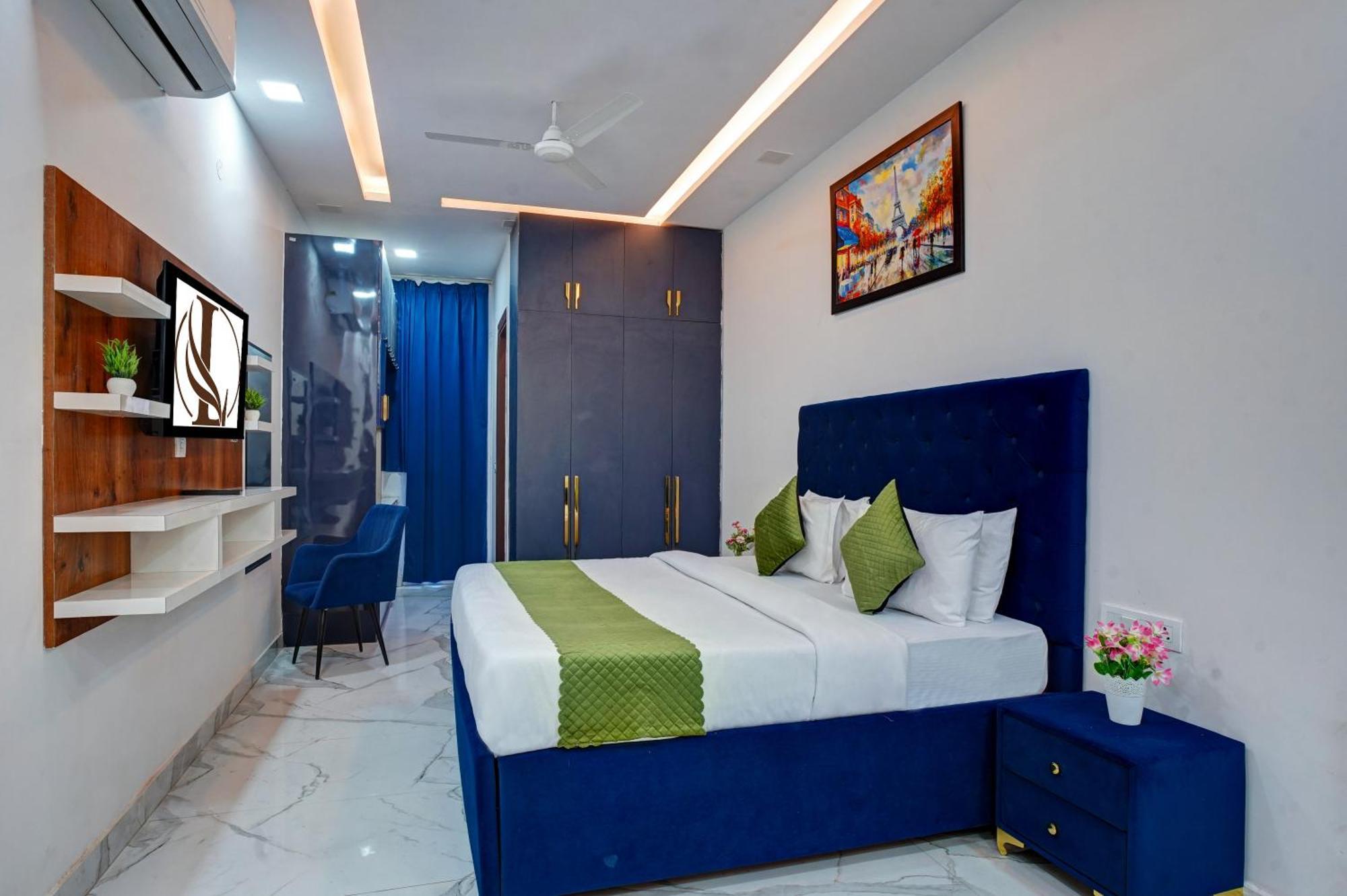 Hotel Limewood - Sector 29