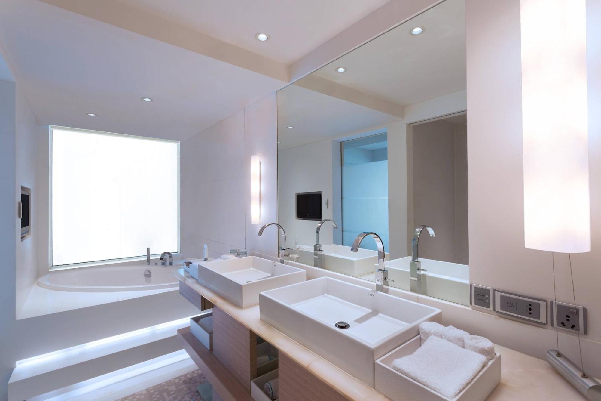 Le Meridien Gurgaon, Delhi Ncr Hotel Gurgaon