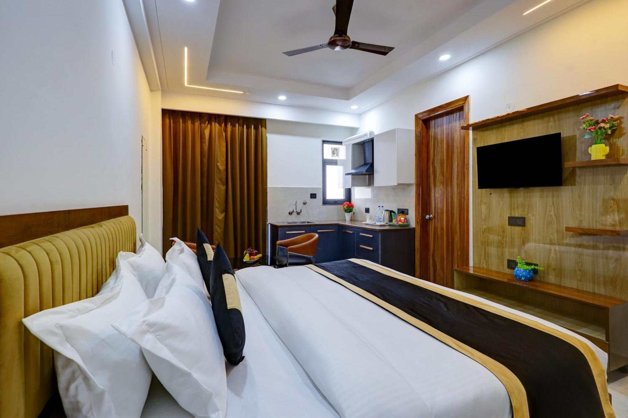 Royal Residency - Medanta 3*