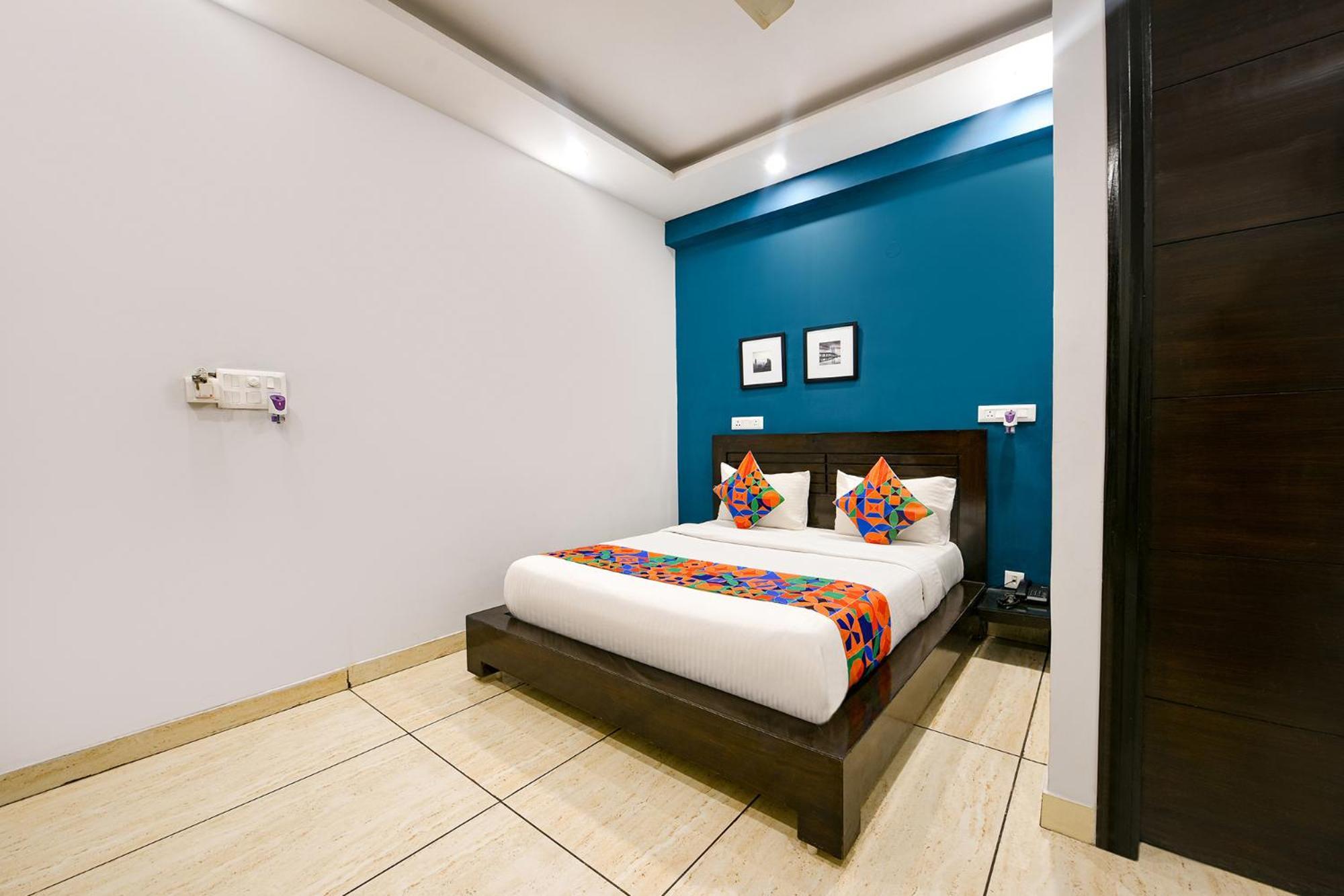 Fabhotel Suits Hotel