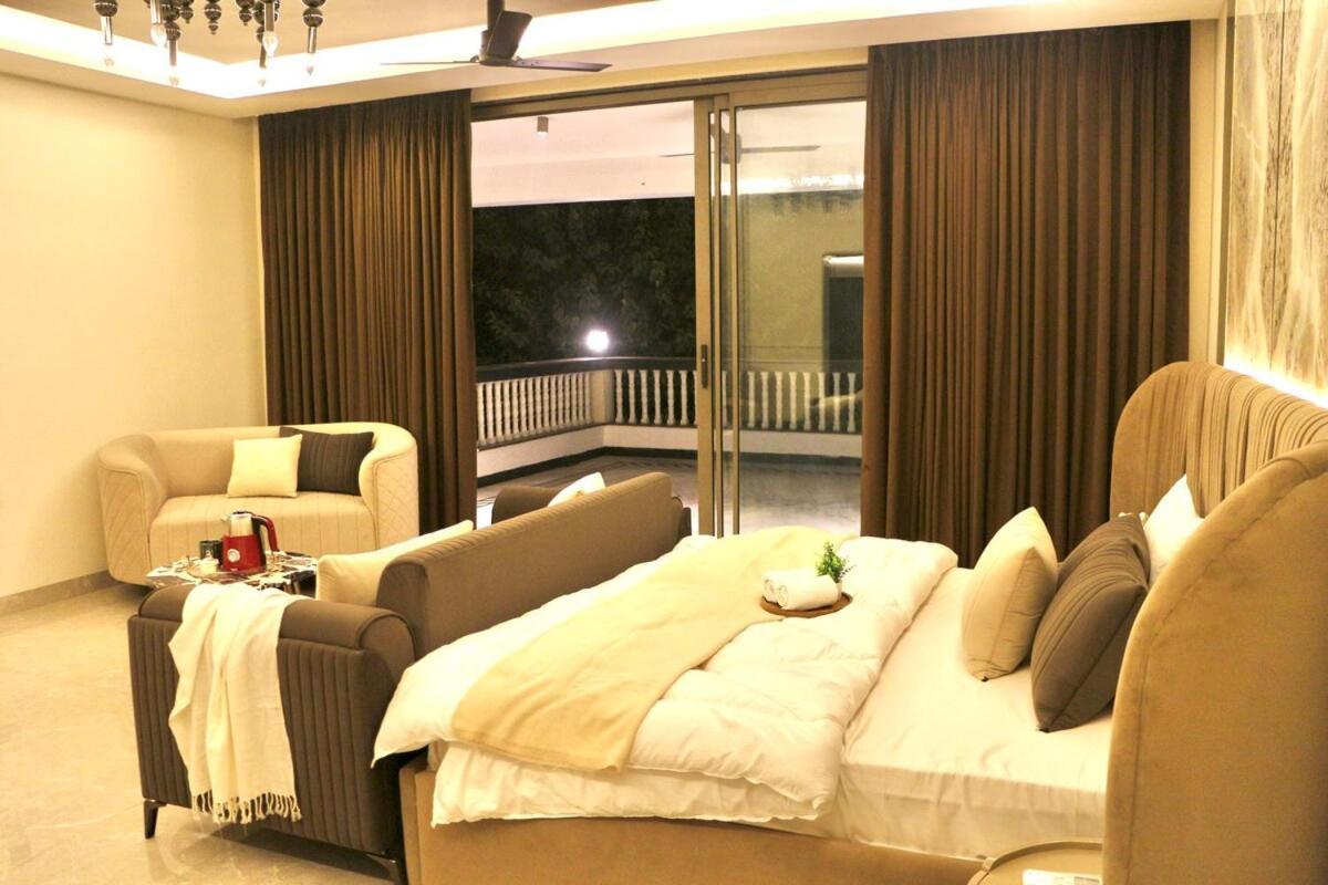 Villa Amarna- The Lux With Pool Near Delhi Gurgaon