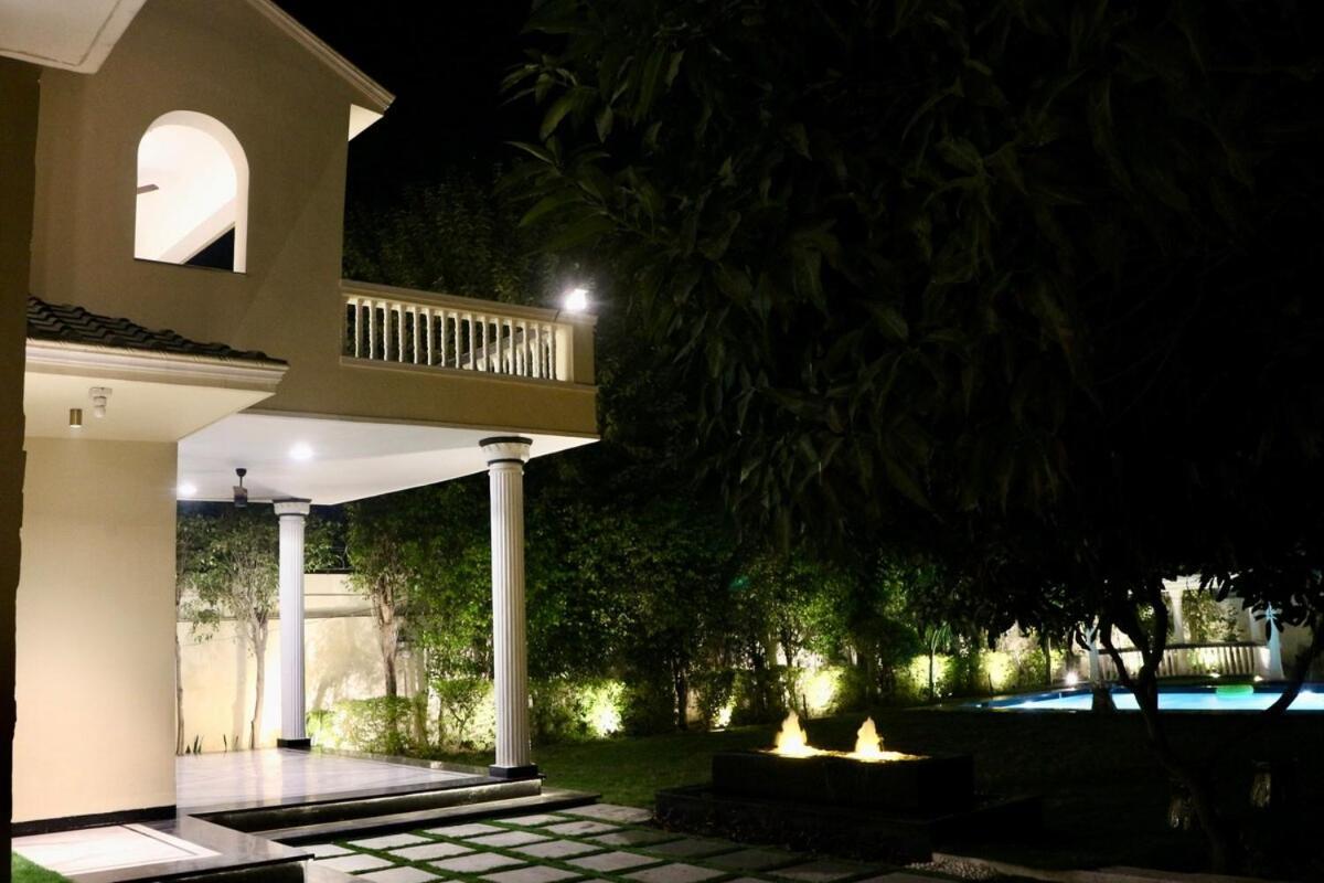 Villa Amarna- The Lux With Pool Near Delhi