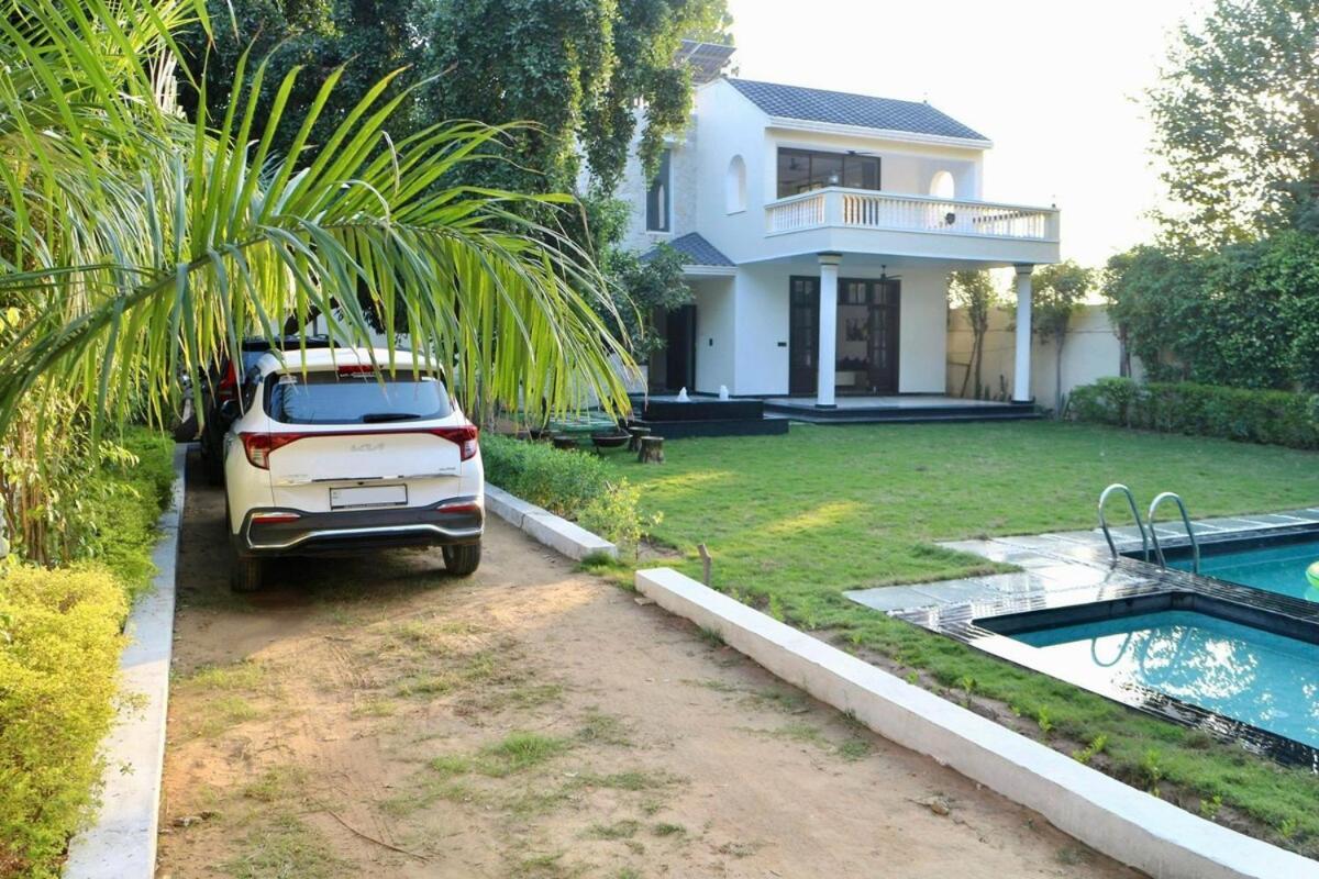 Villa Amarna- The Lux With Pool Near Delhi *