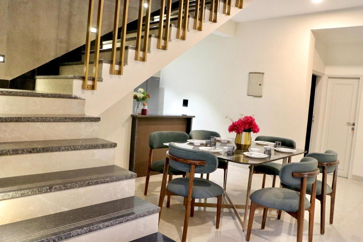 Amarna- The Lux With Pool Near Delhi Villa Gurgaon