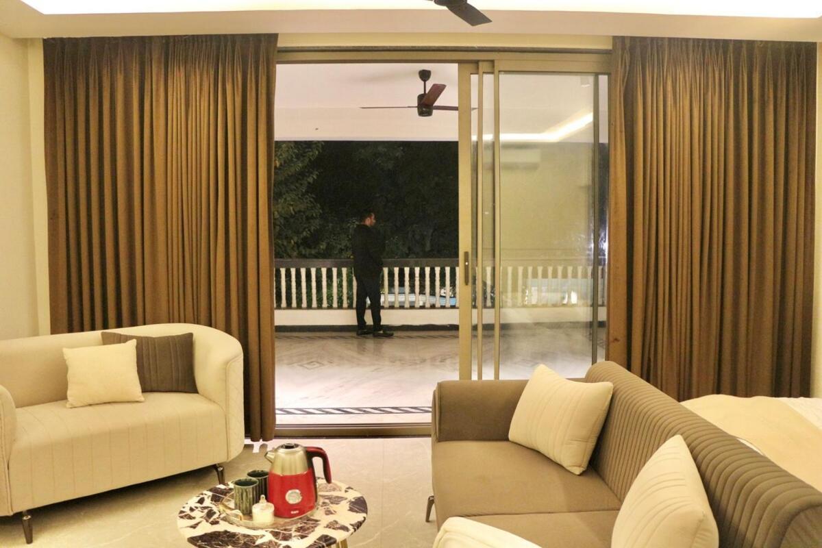 Amarna- The Lux With Pool Near Delhi *