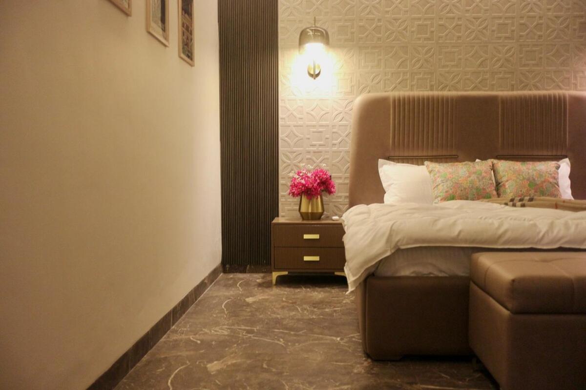 Amarna- The Lux With Pool Near Delhi Villa Gurgaon