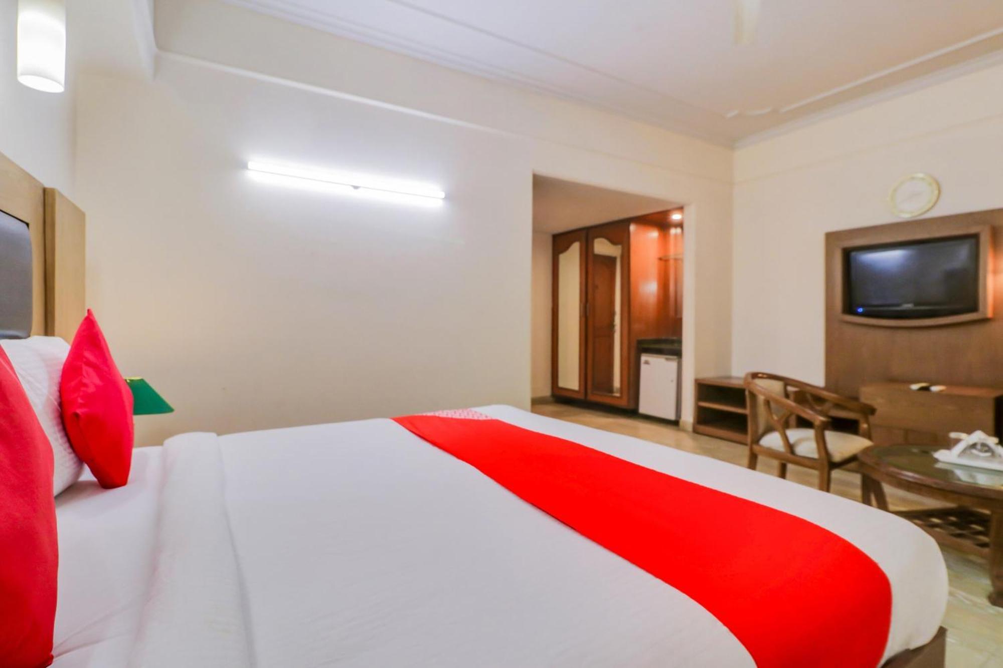 Hotel Super Collection O Queen Residency 3*