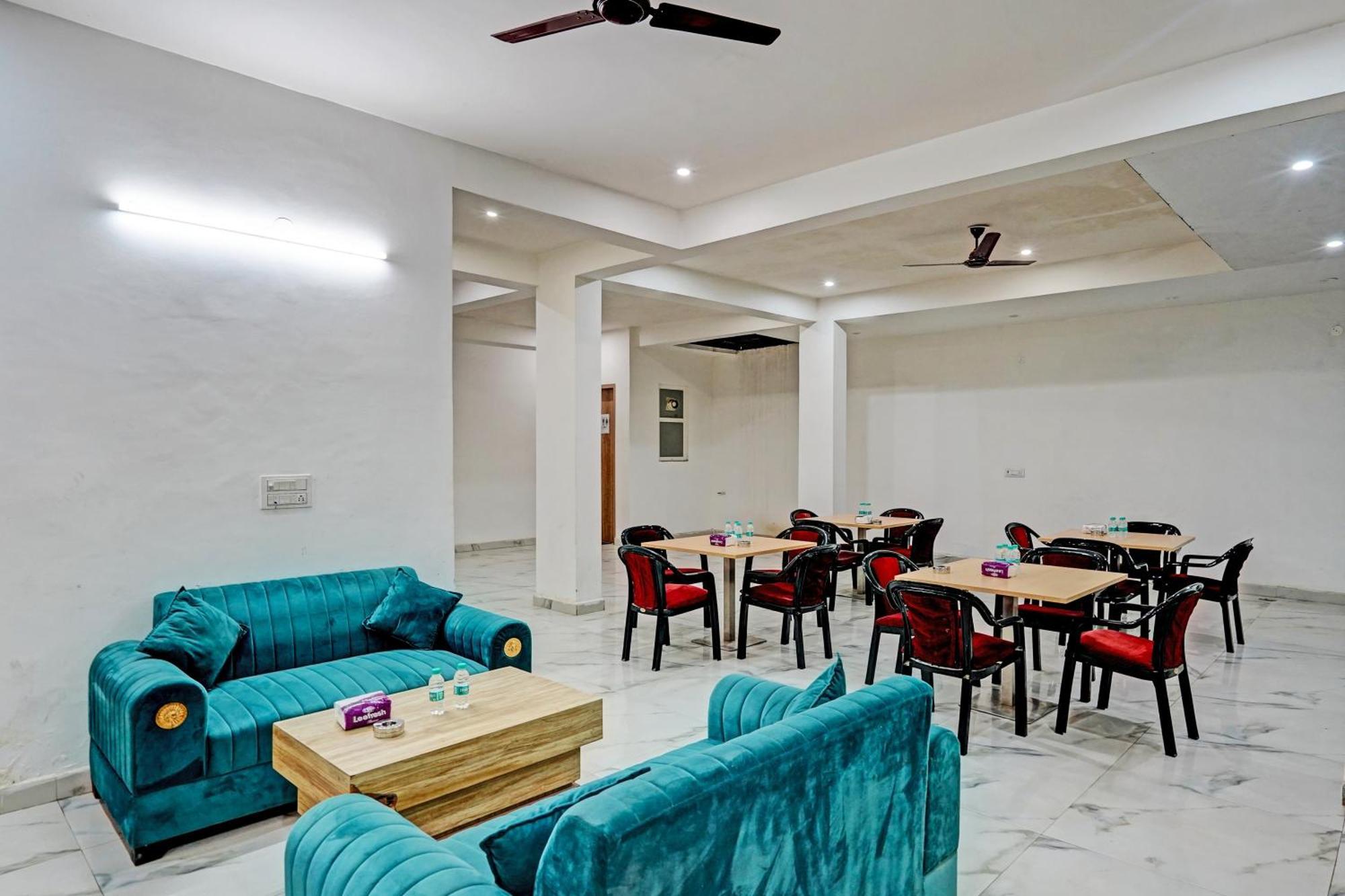 Hotel Townhouse Akshay 3*