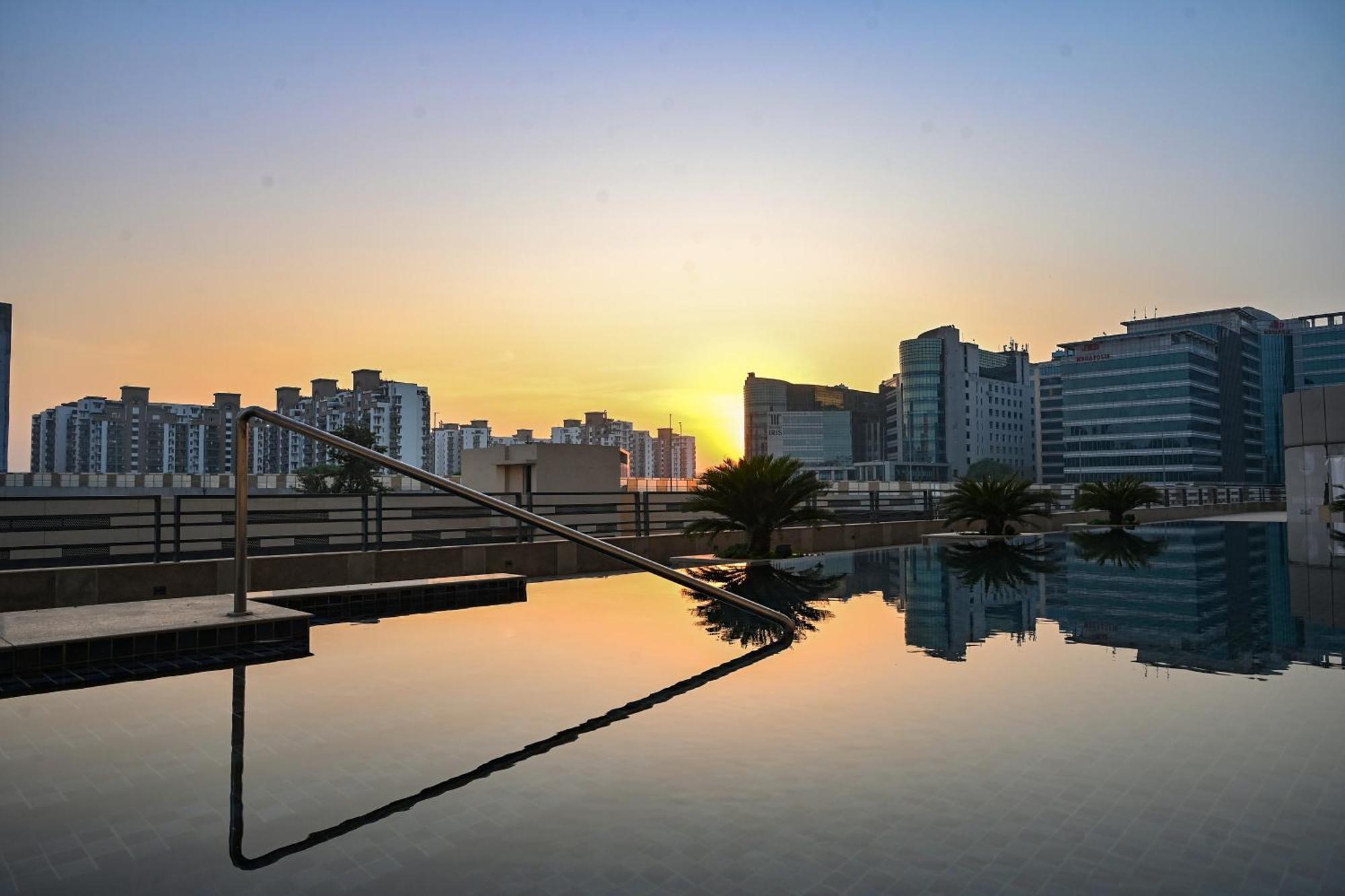 Alivaa Gurugram Sohna Road Center Hotel Gurgaon