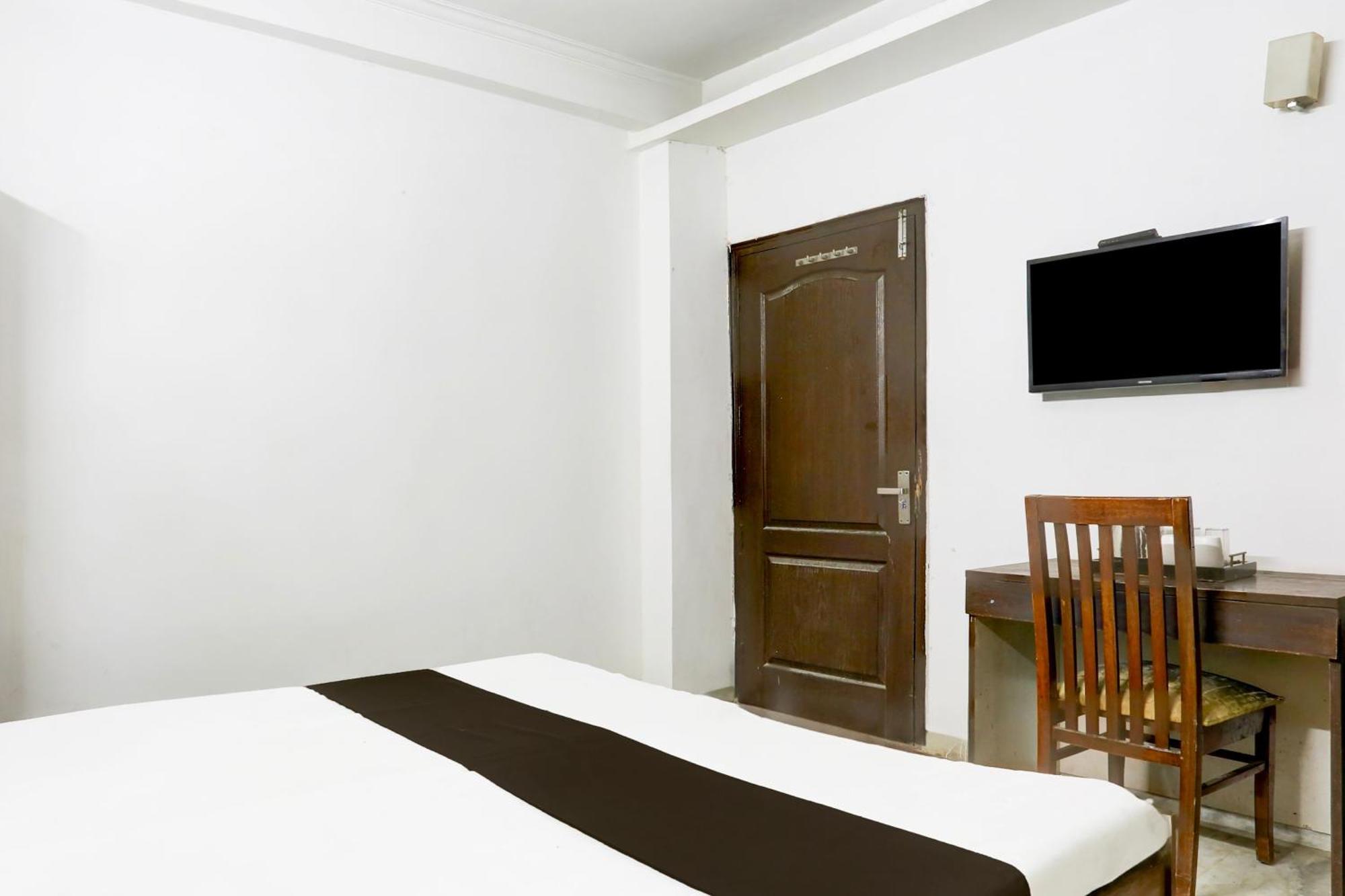 Hotel O Deffodils