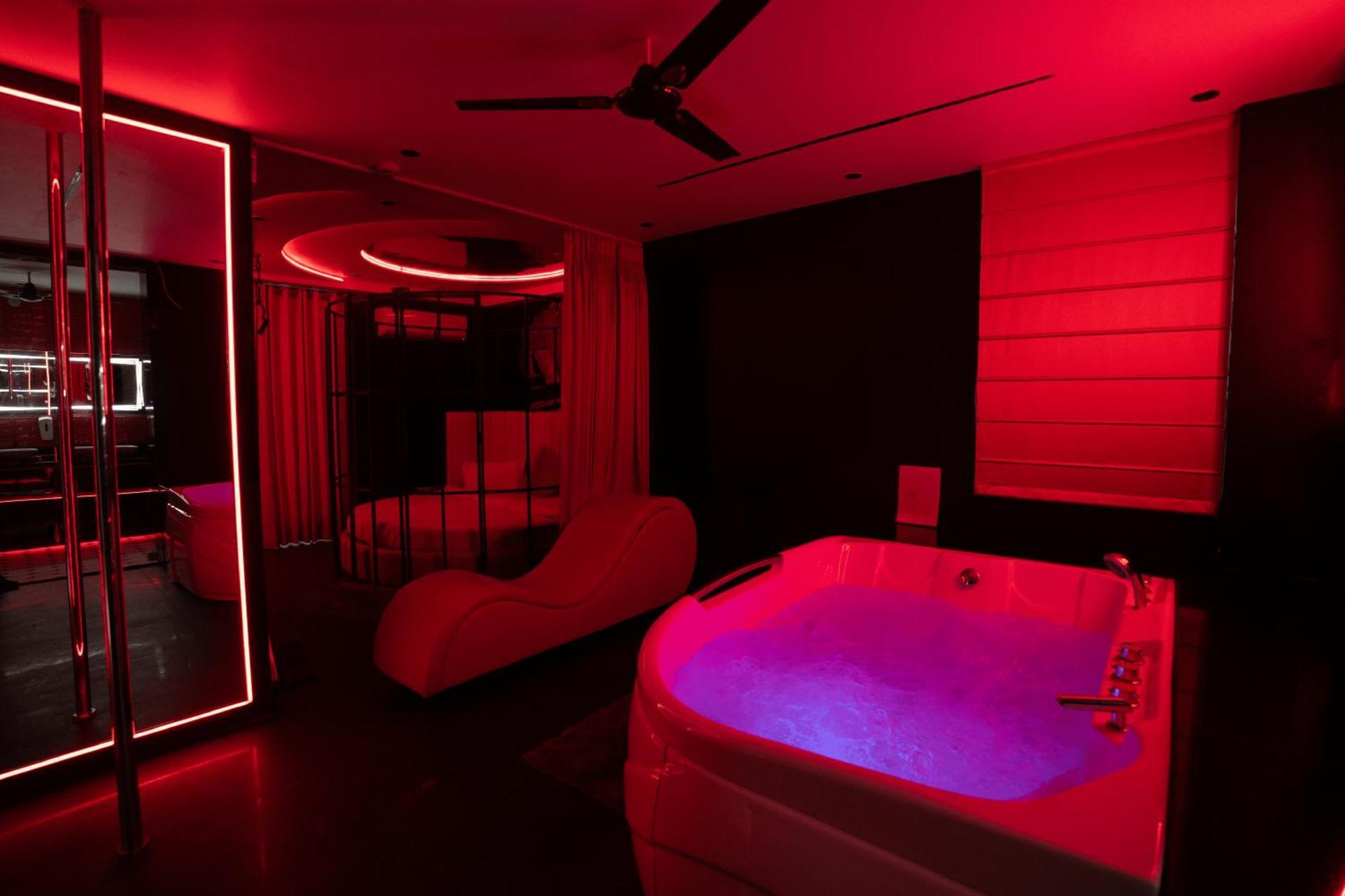 Orsom Sassy - Sector 42 2* Gurgaon