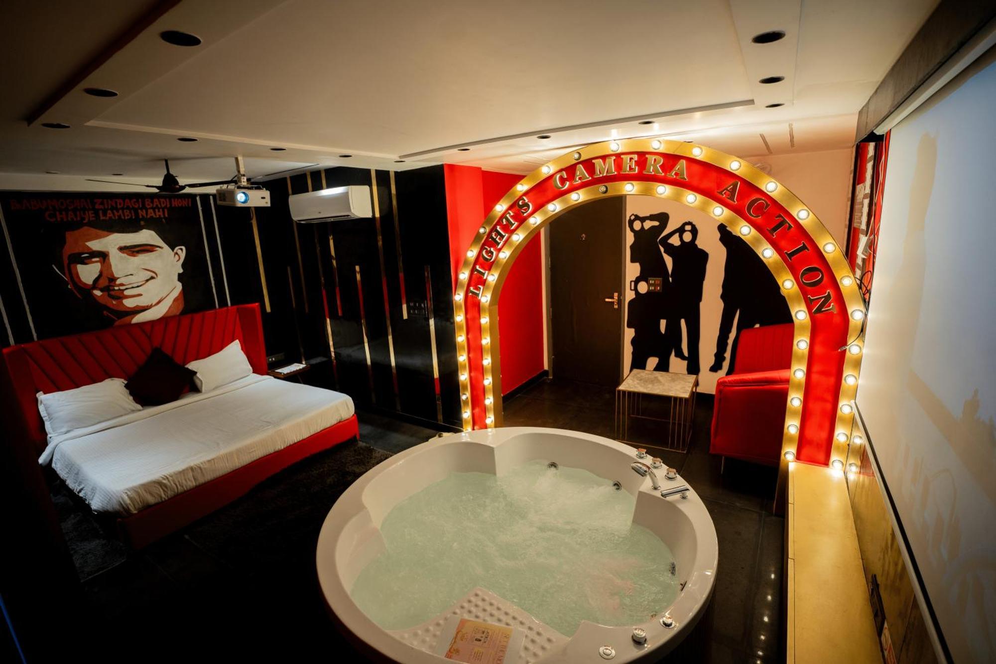 Hotel Orsom Sassy - Sector 42 2*