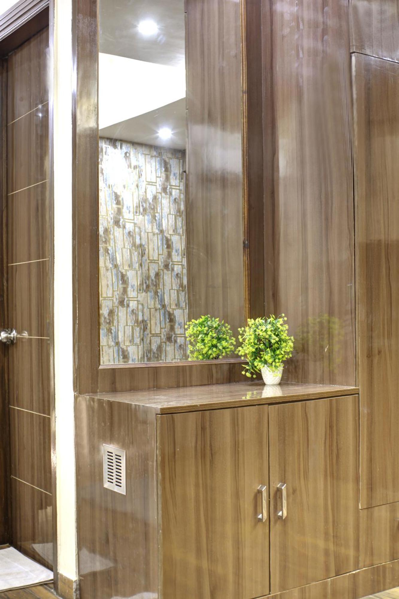 Grand Manor 3* Gurgaon