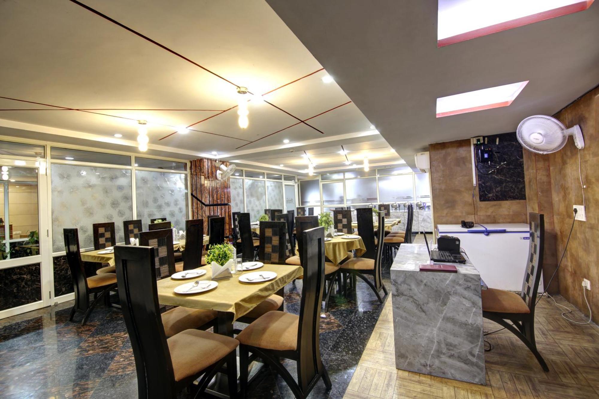 Hotel Grand Manor Gurgaon