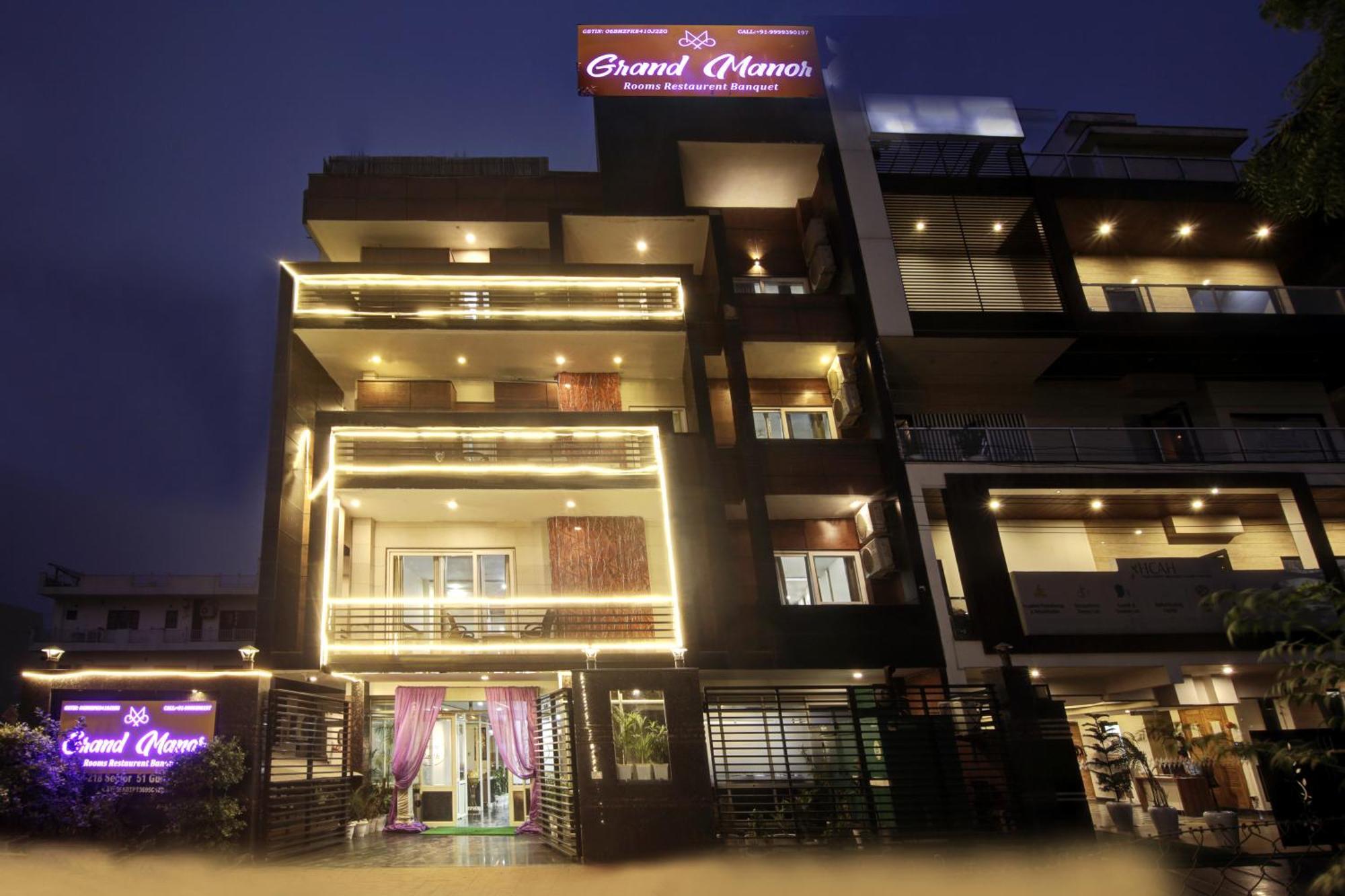 Grand Manor Hotel