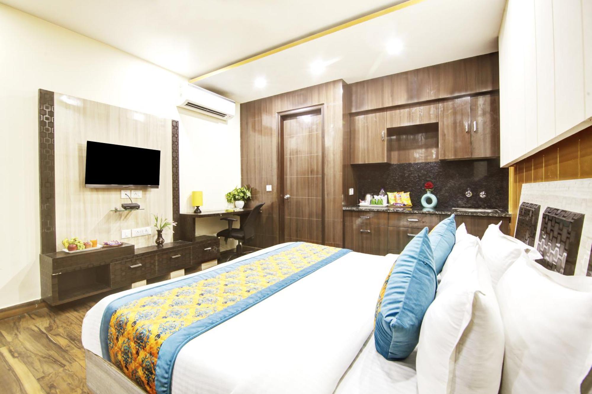 Grand Manor Hotel Gurgaon