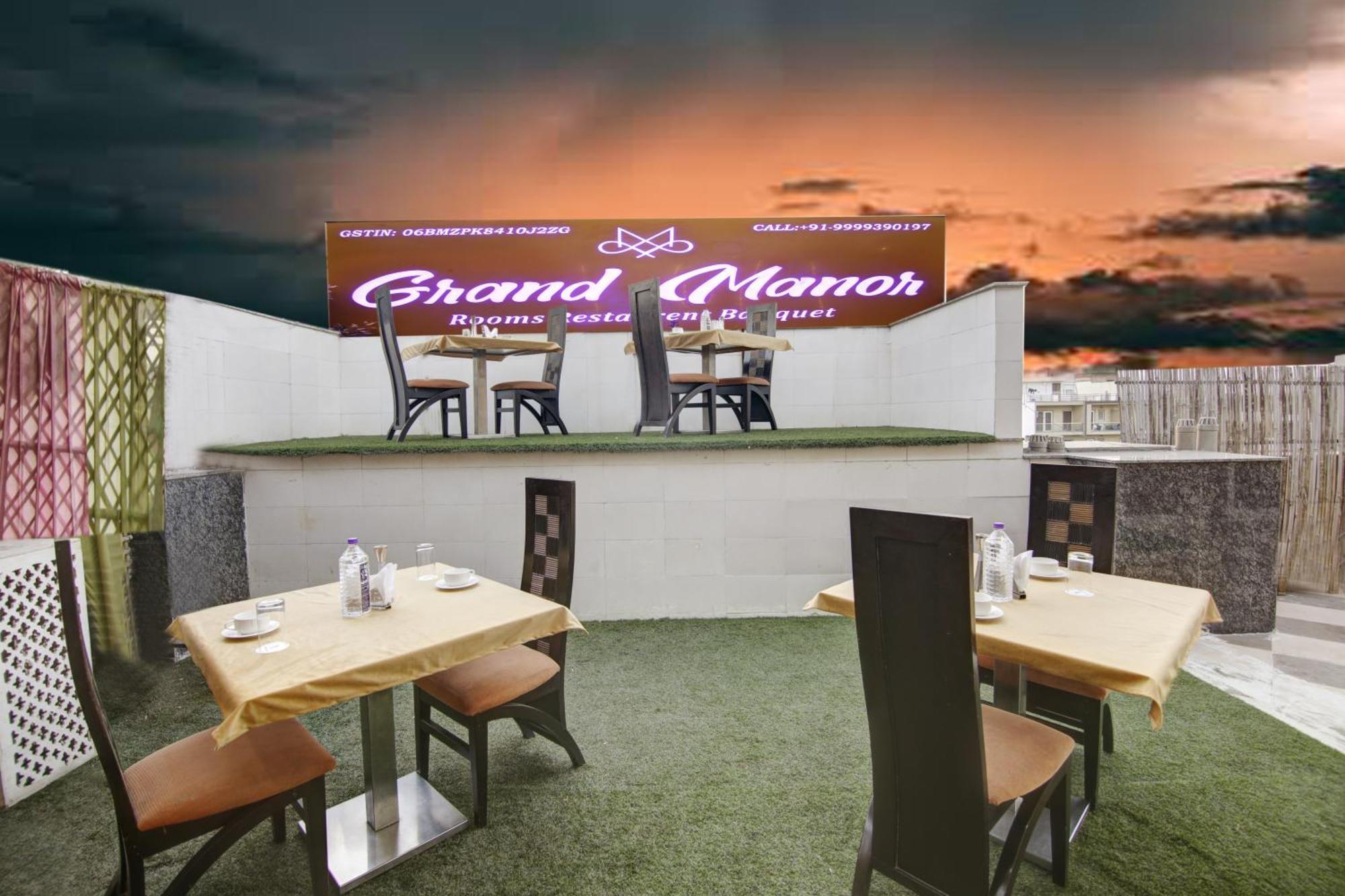 Grand Manor Hotel