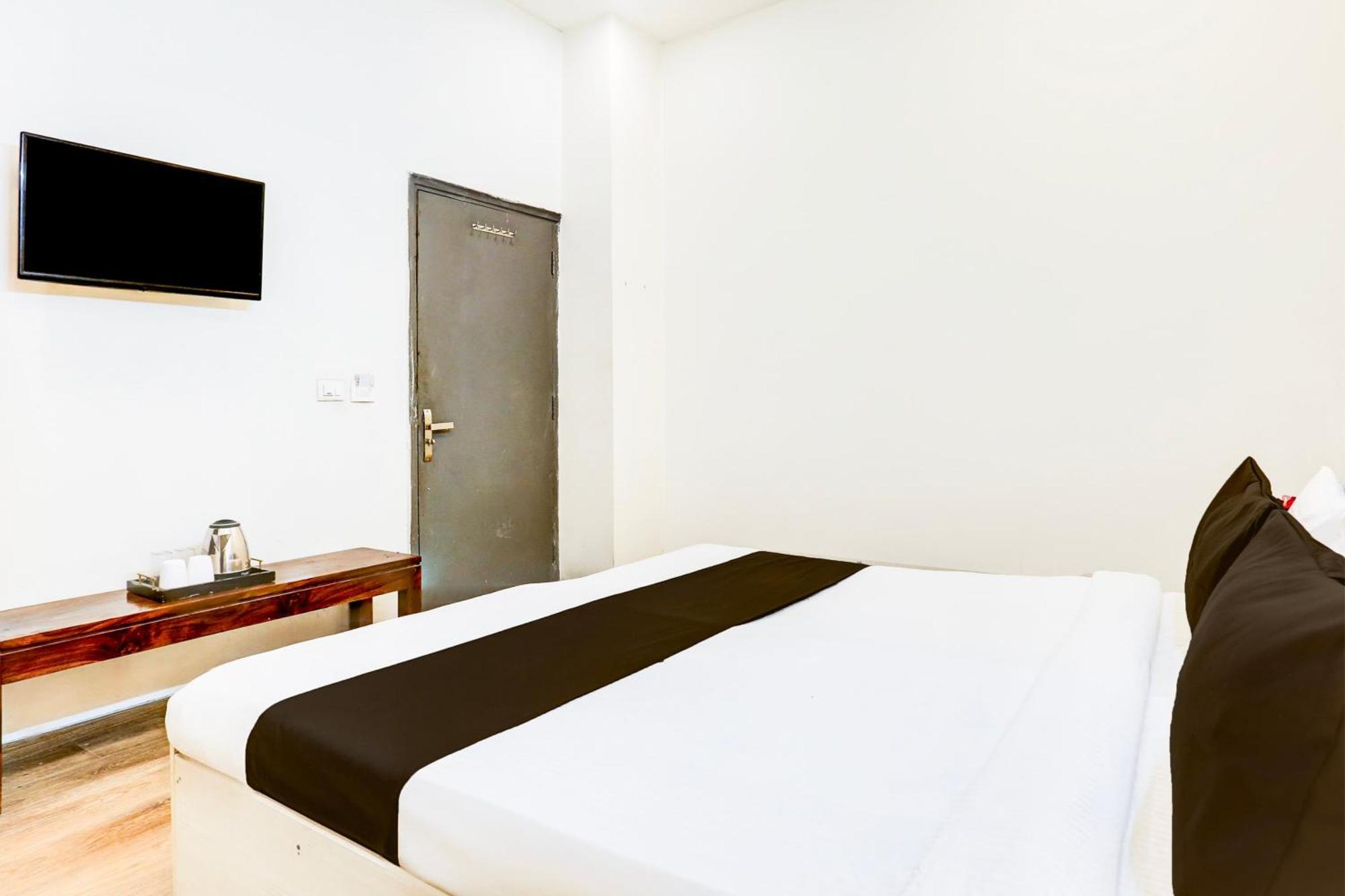 Collection O Jai Dada Hotel Gurgaon