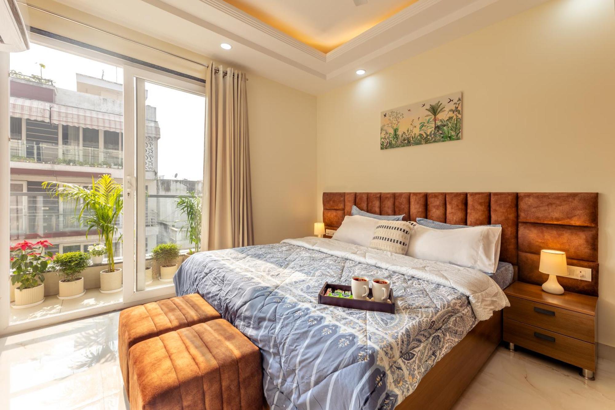 Zest Living Sector 55 *