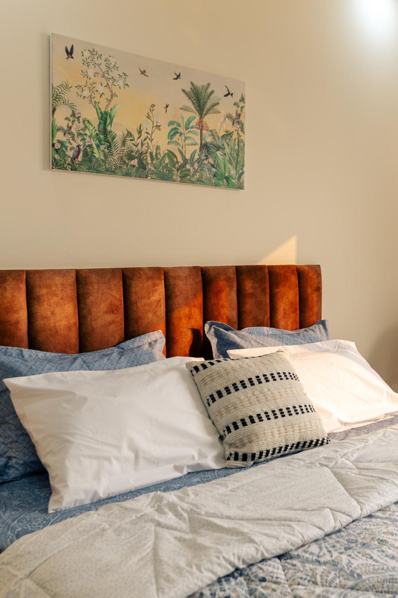 Apartment Zest Living Sector 55 Gurgaon
