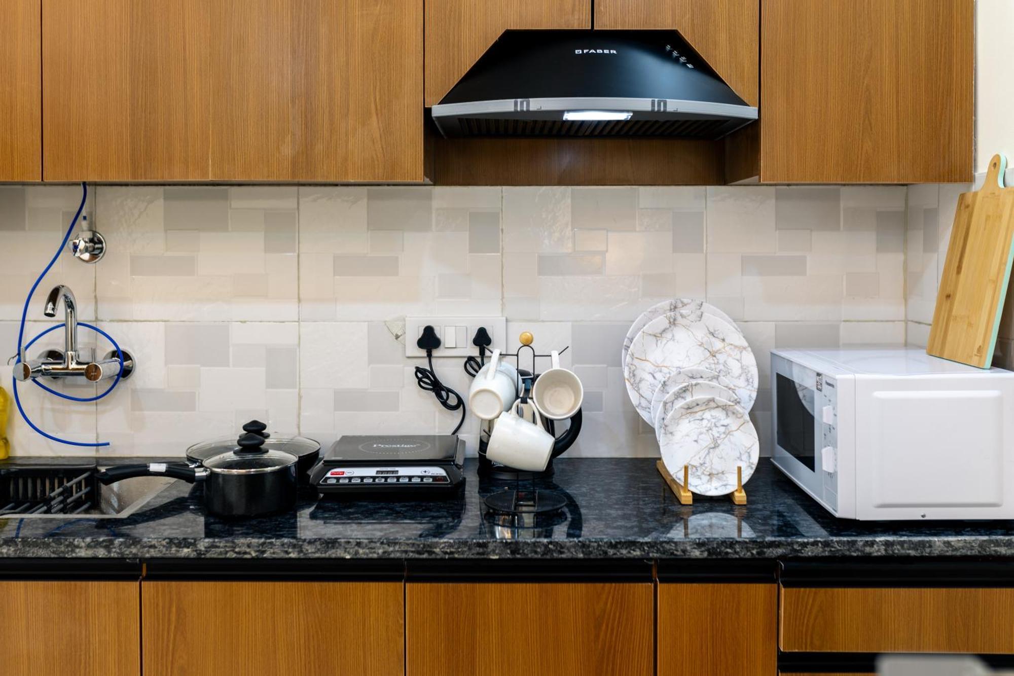 Apartment Zest Living Sector 55 *