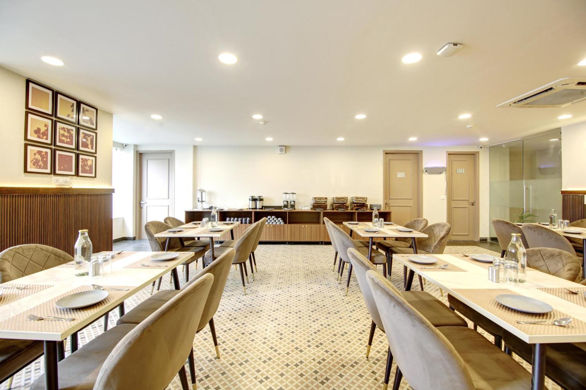 Saltstayz Select - Golf Course Road Hotel 4*