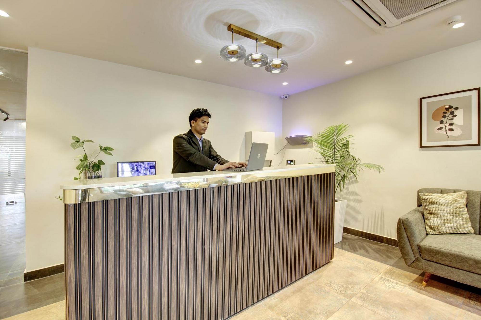 Saltstayz Select - Golf Course Road Hotel Gurgaon