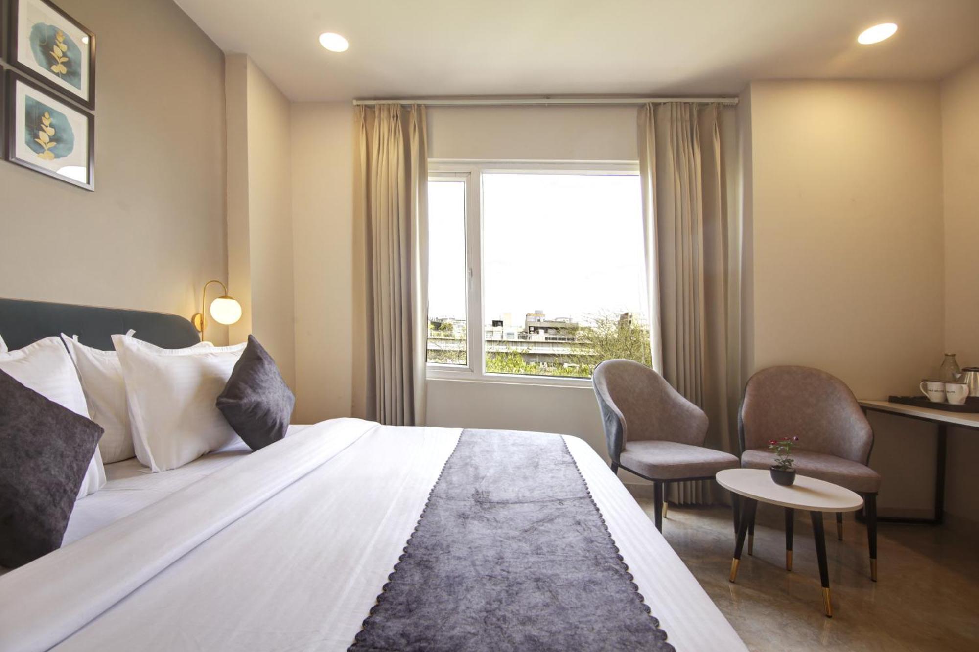 Hotel Saltstayz Select - Golf Course Road 4*