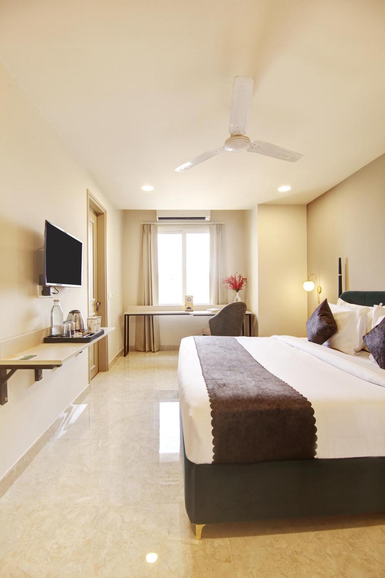 Saltstayz Select - Golf Course Road Hotel Gurgaon