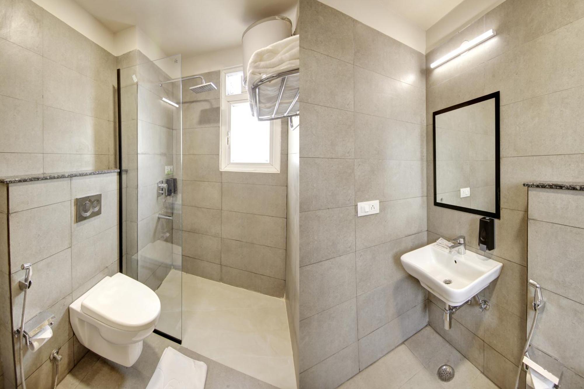 Saltstayz Select - Golf Course Road Hotel