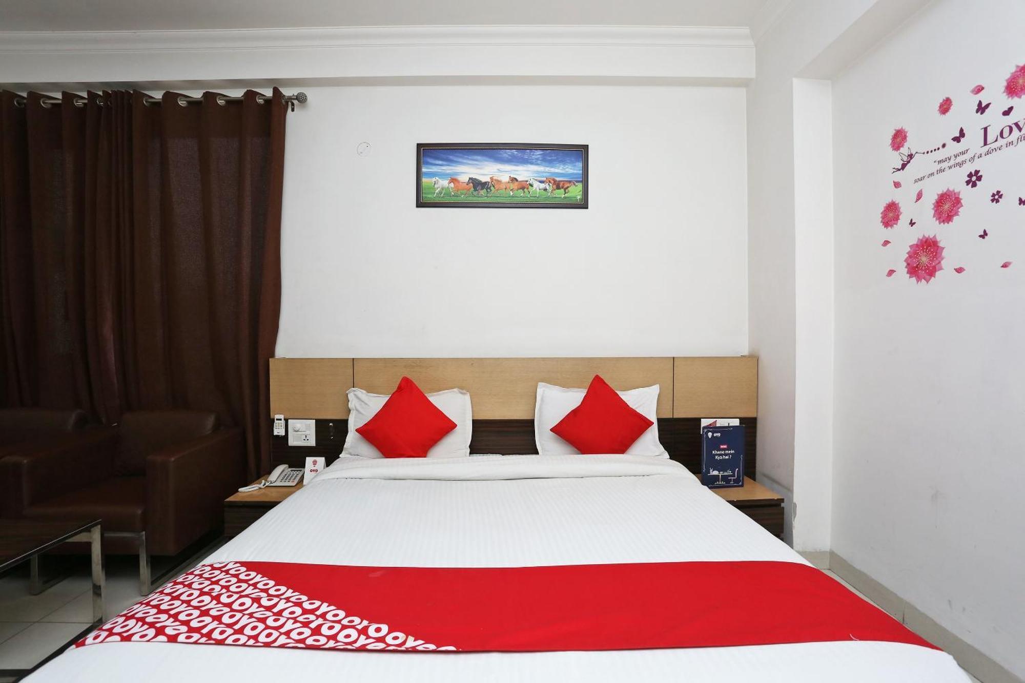 Hotel O Cyber 3*
