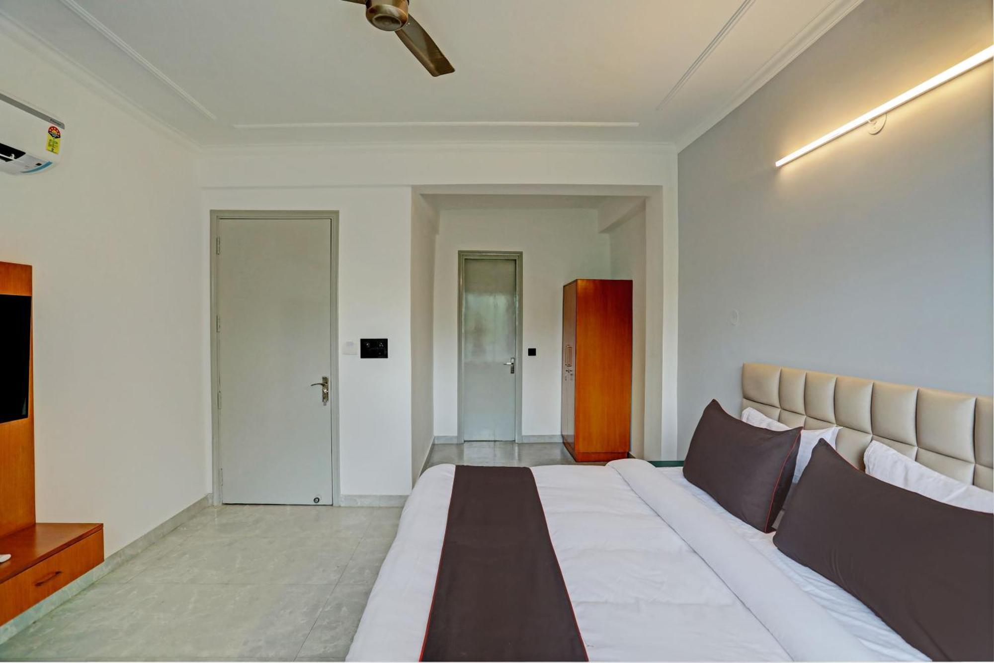 Hotel Collection O Rose Gold