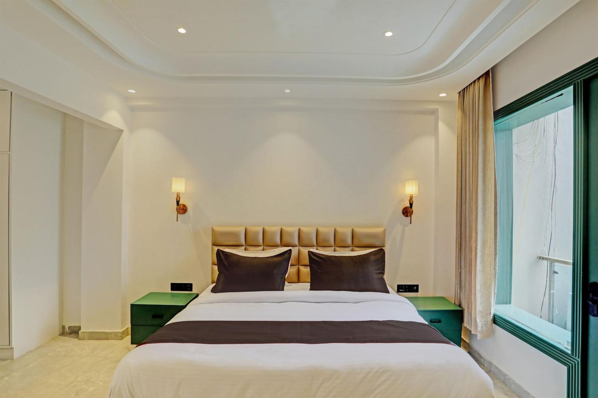 Hotel Collection O Rose Gold Gurgaon