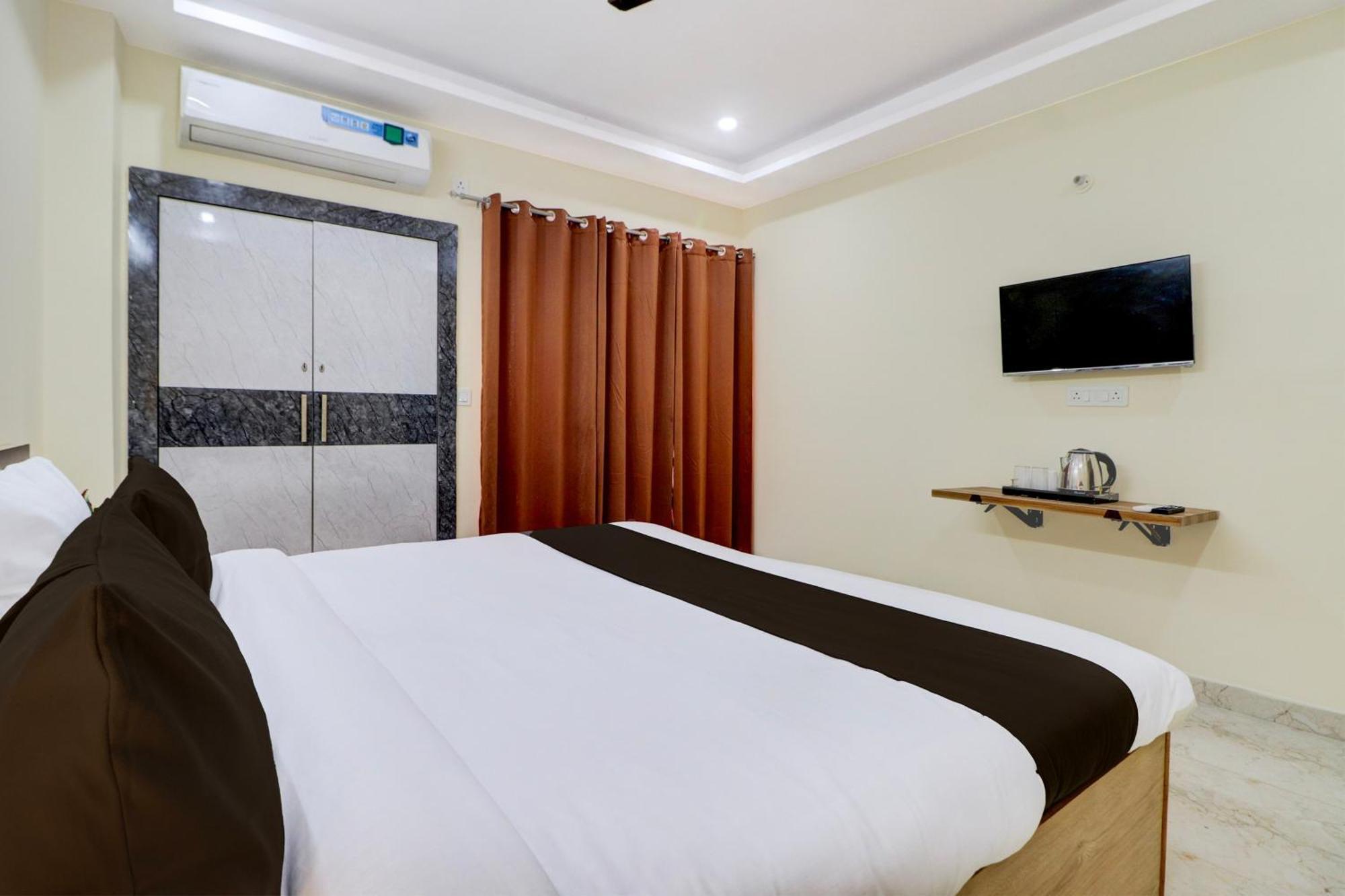Hotel O 4*