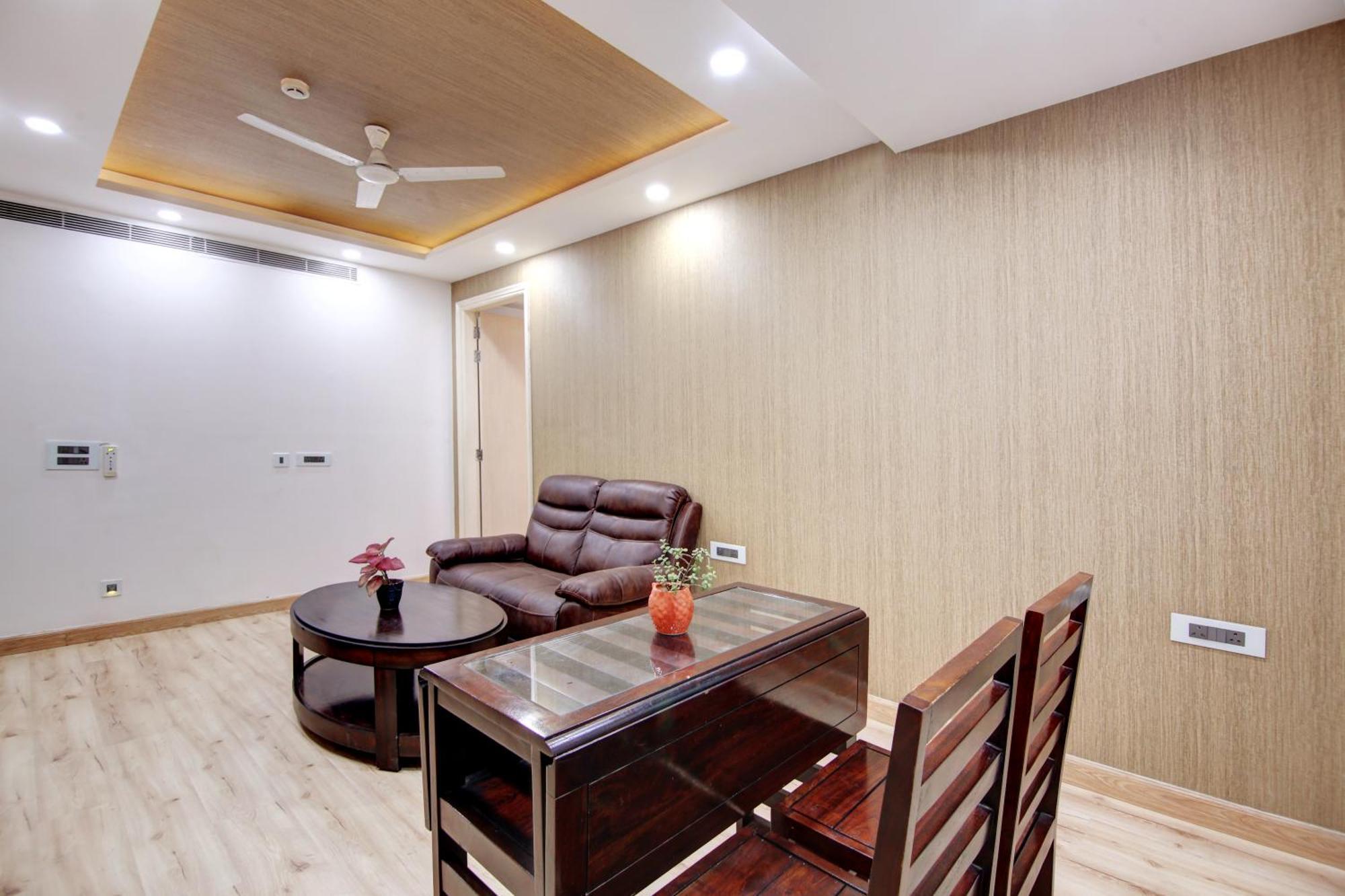 Hotel Limewood - Unitech Cyber Park Gurgaon