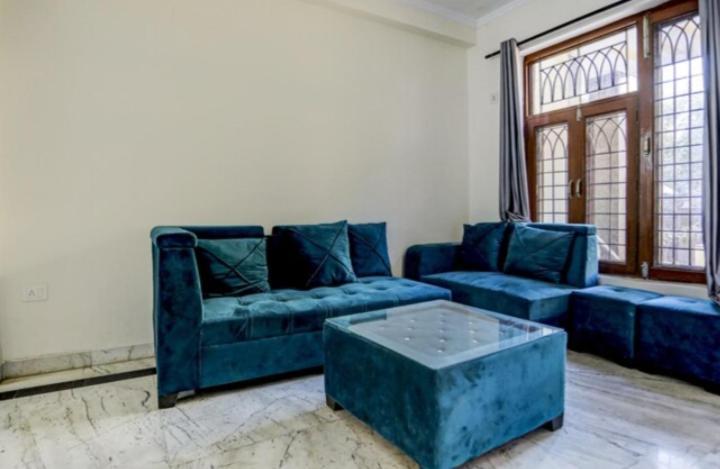 Uk House Guest house Gurgaon