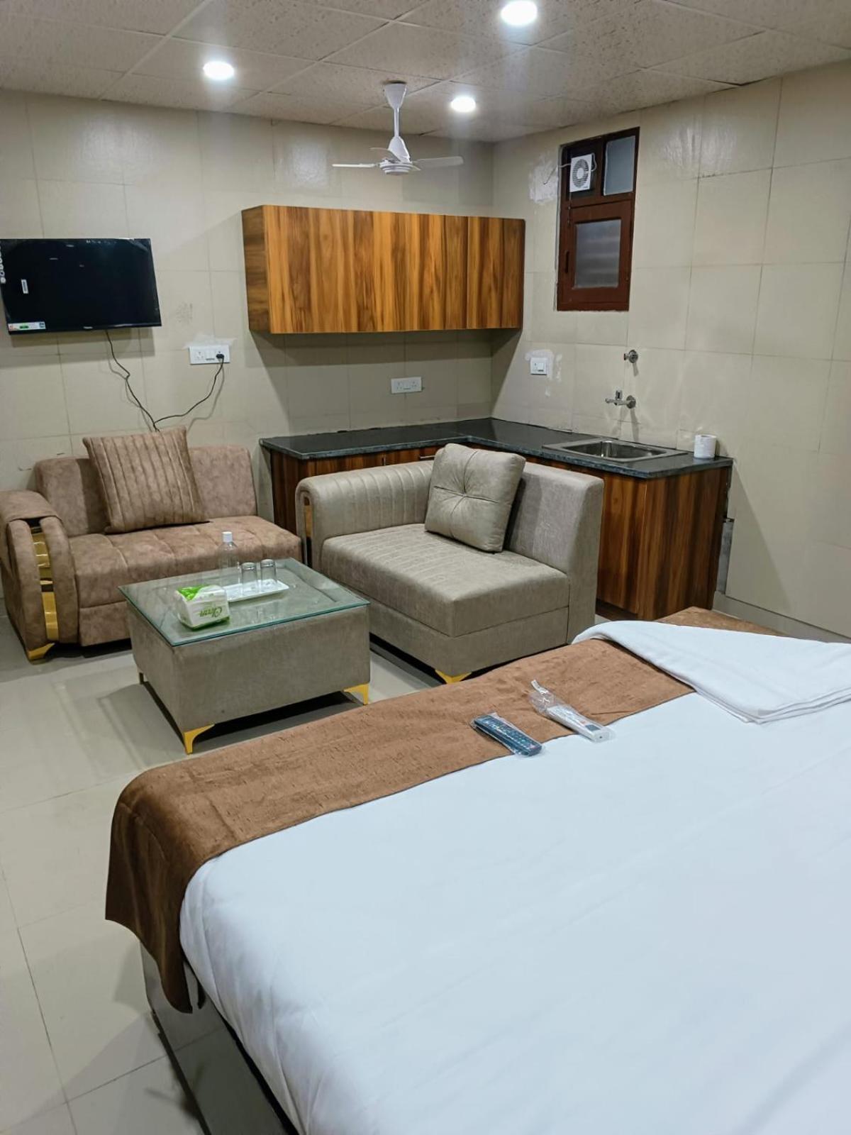 Soooper Guest house Gurgaon
