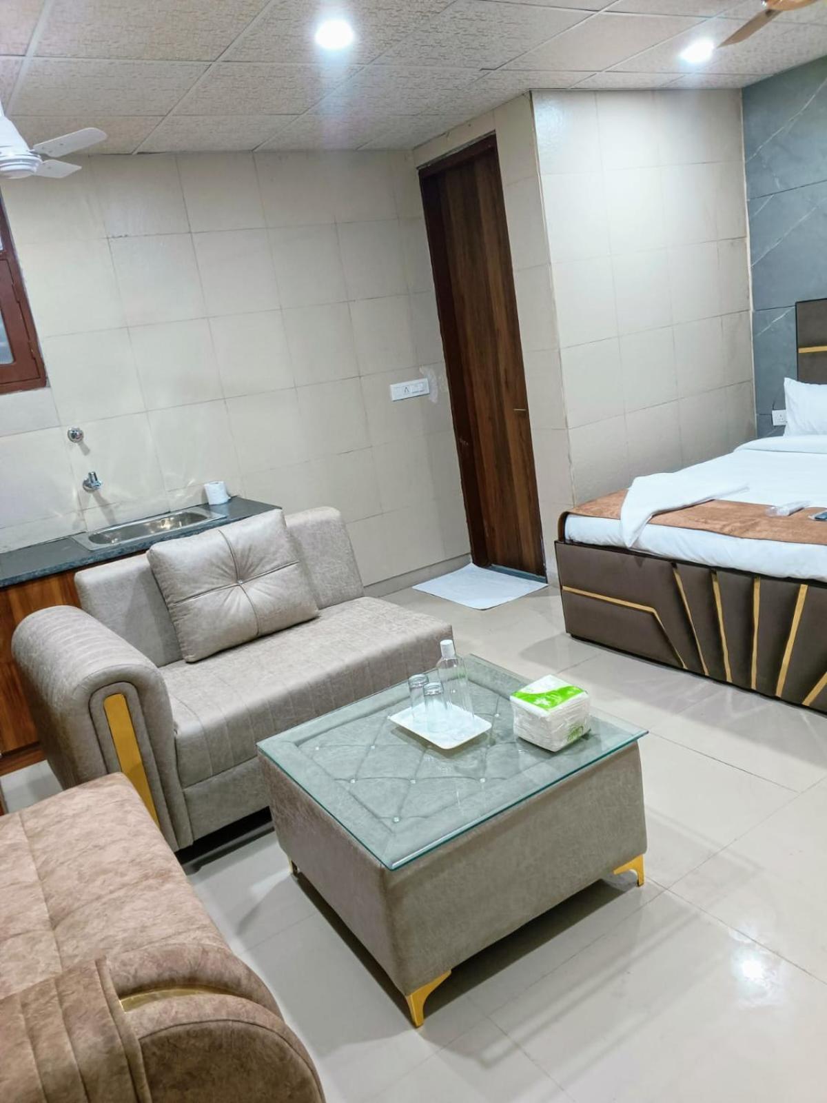 Soooper Guest house