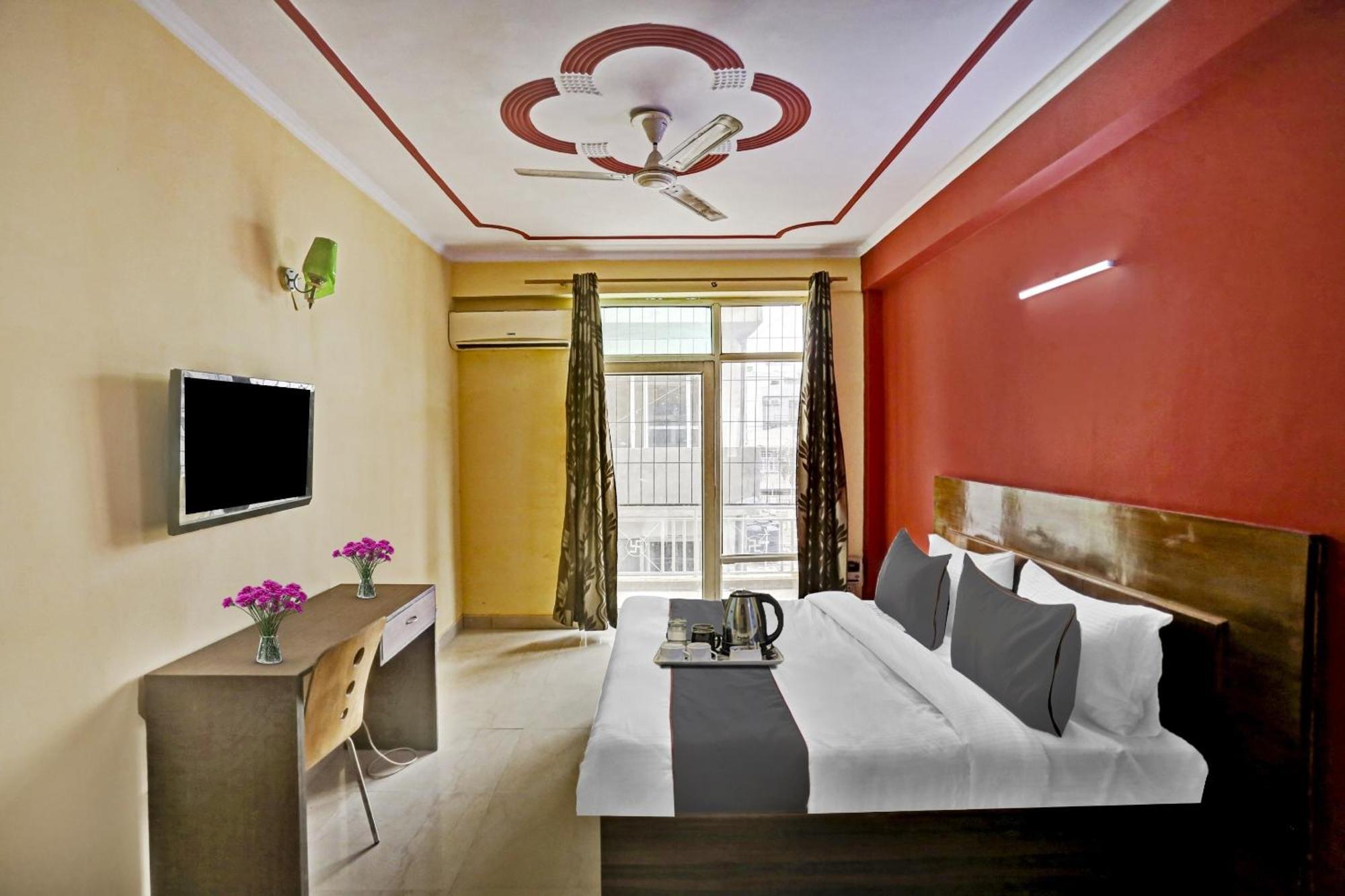 Collection O Grand Casa Hotel Gurgaon