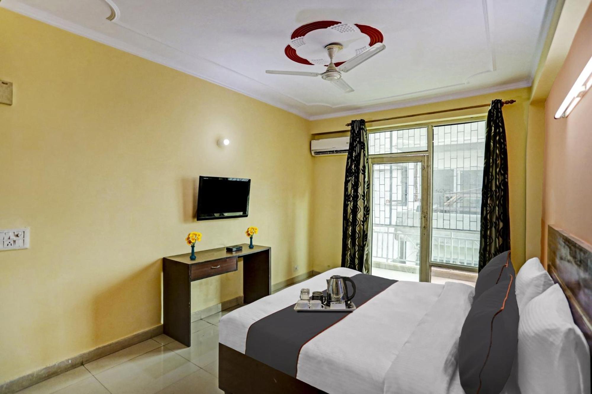 Hotel Collection O Grand Casa Gurgaon