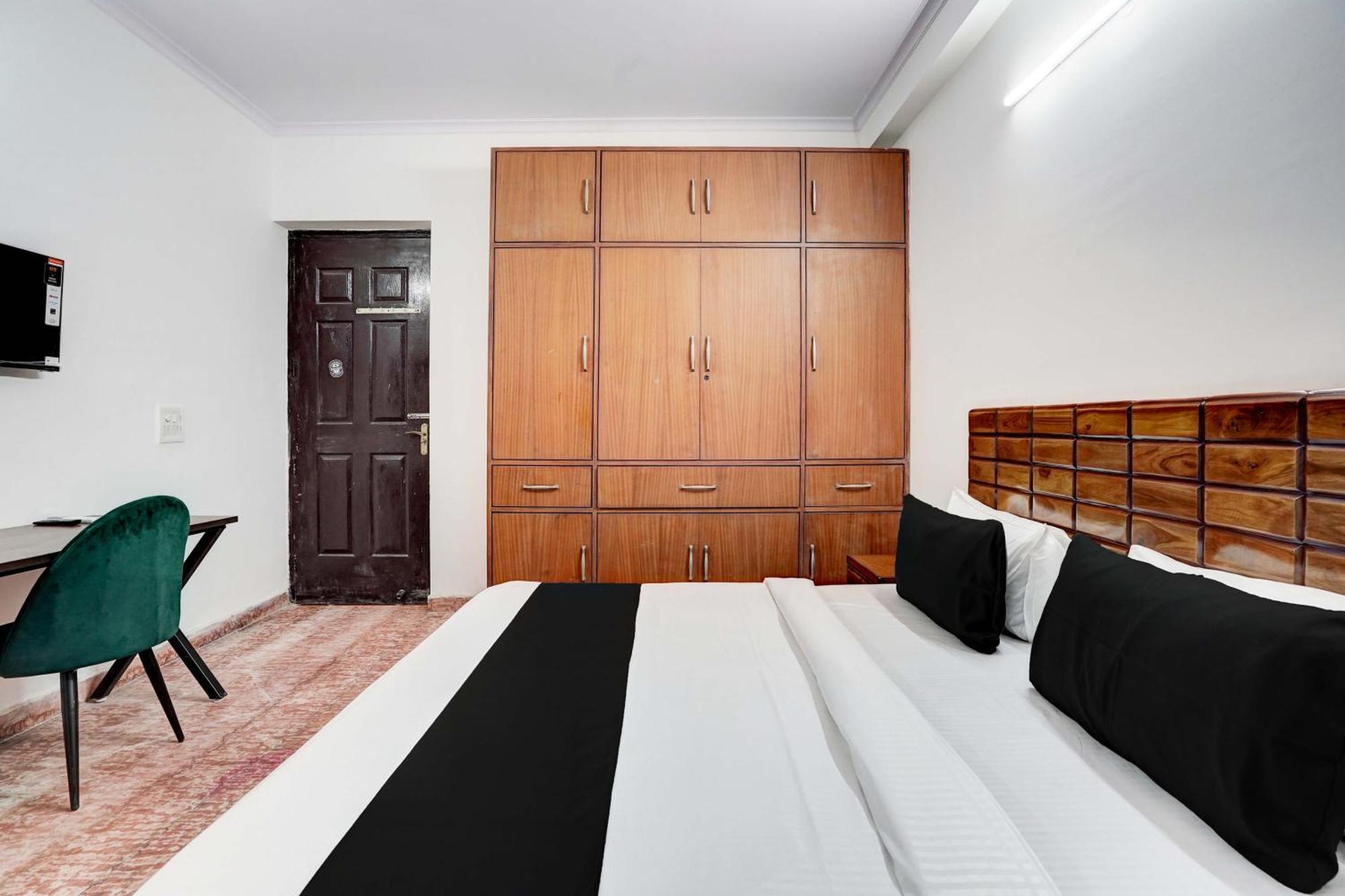 Collection O Dev 4* Gurgaon
