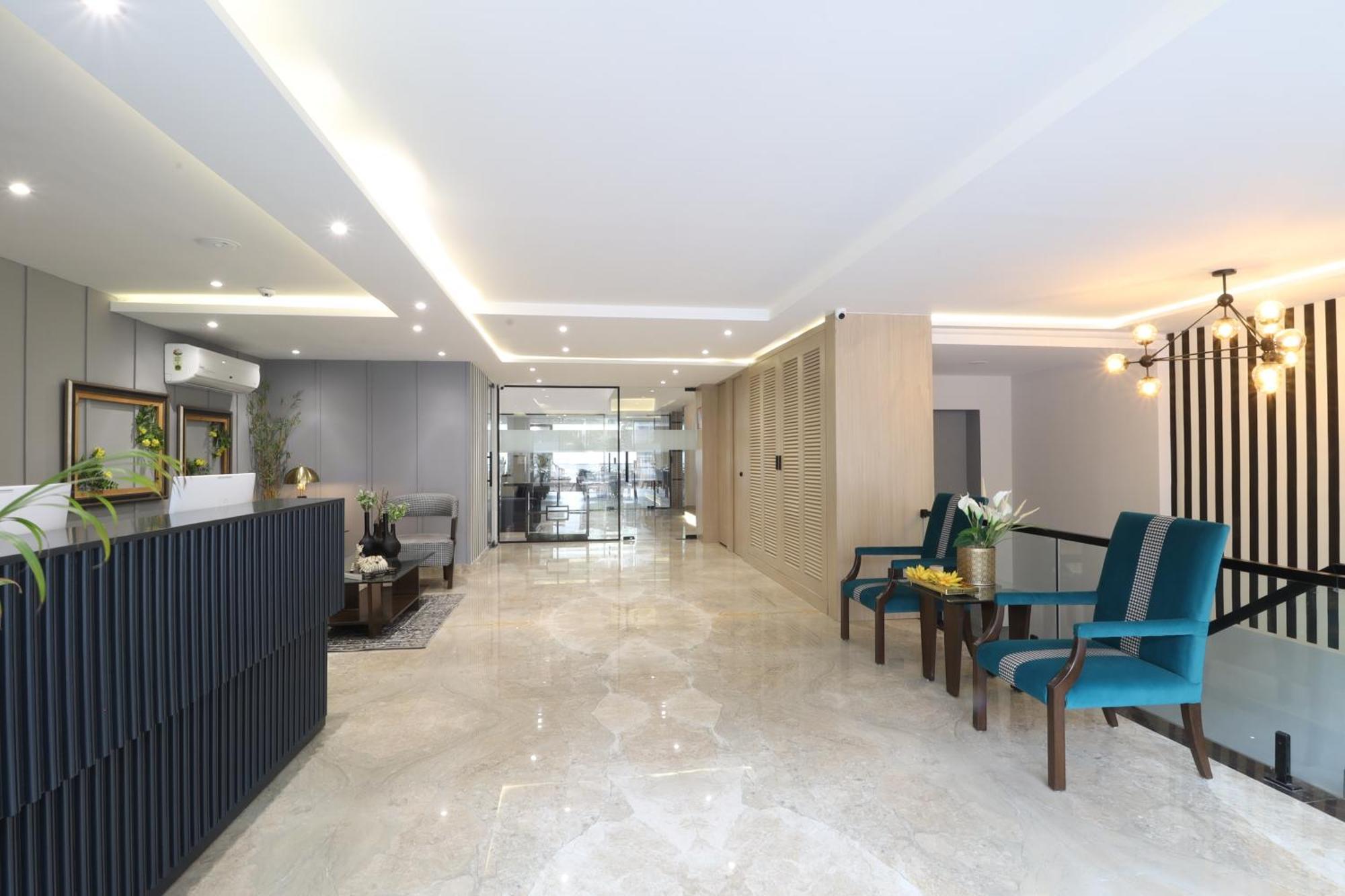 Hotel Ahuja Residency Mayfield Garden Gurgaon