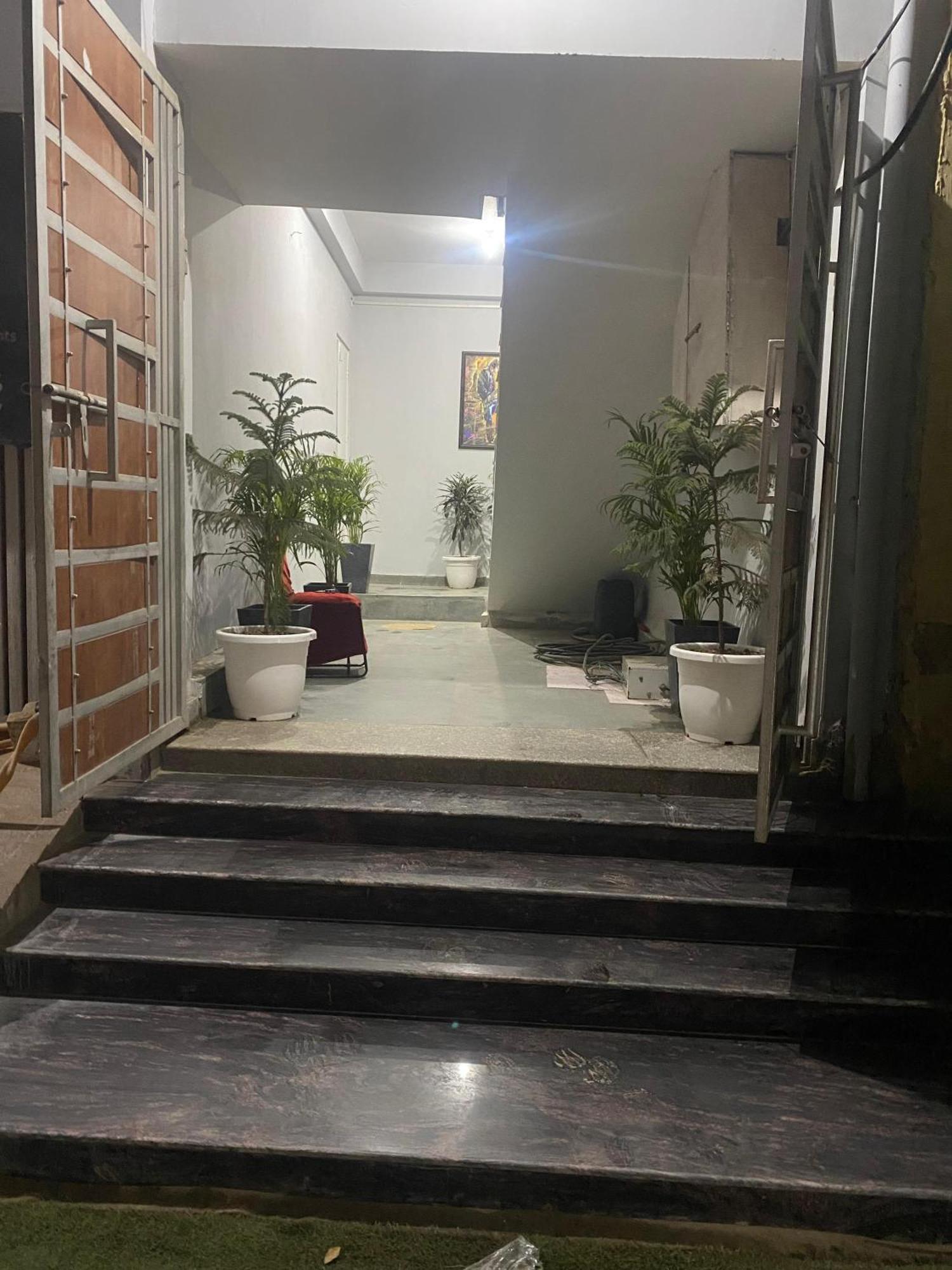 The Sandalwood By La Carnation I Faridabad-gurgaon Road 3*