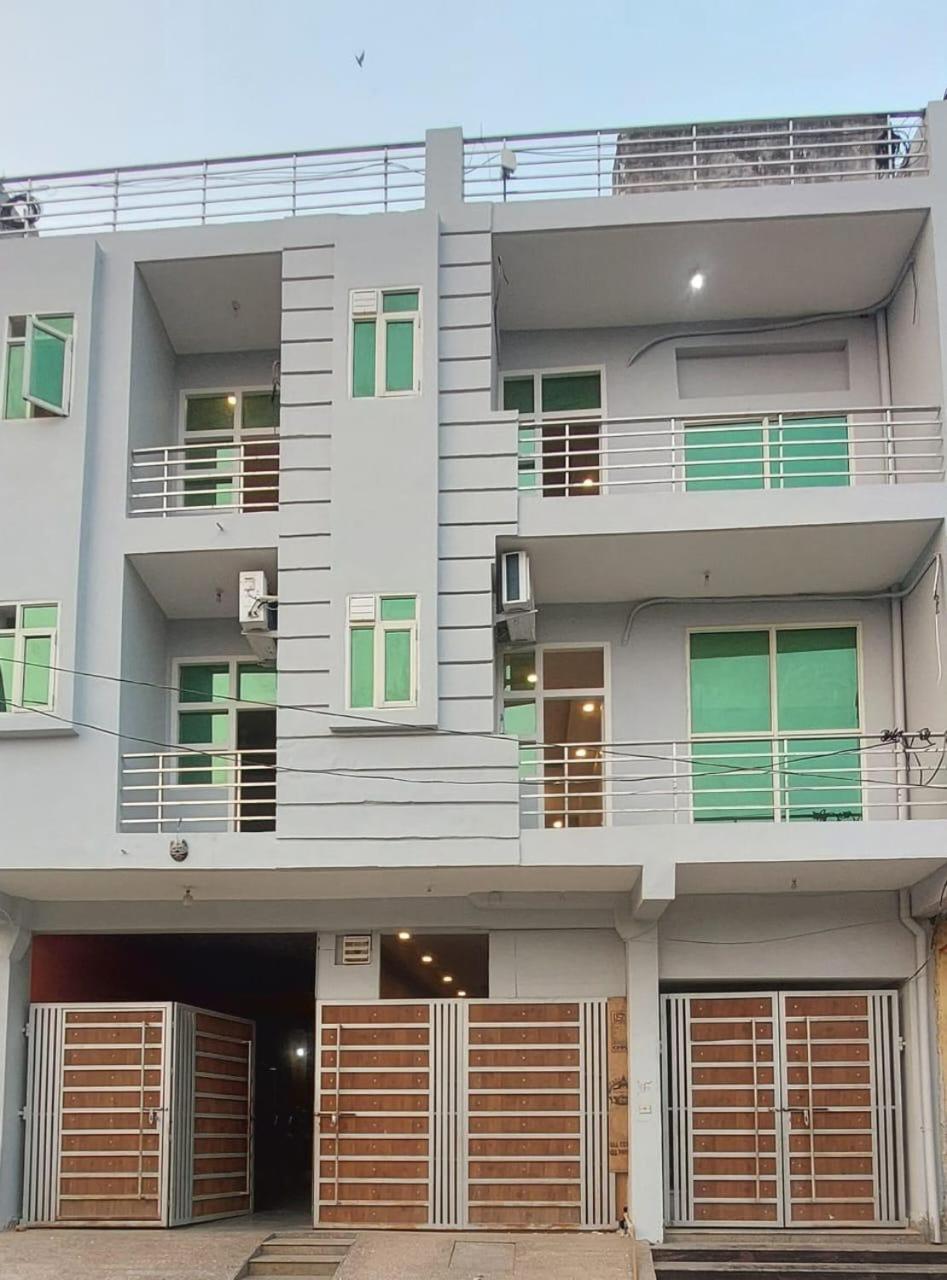 The Sandalwood By La Carnation I Faridabad-gurgaon Road 3* Gurgaon
