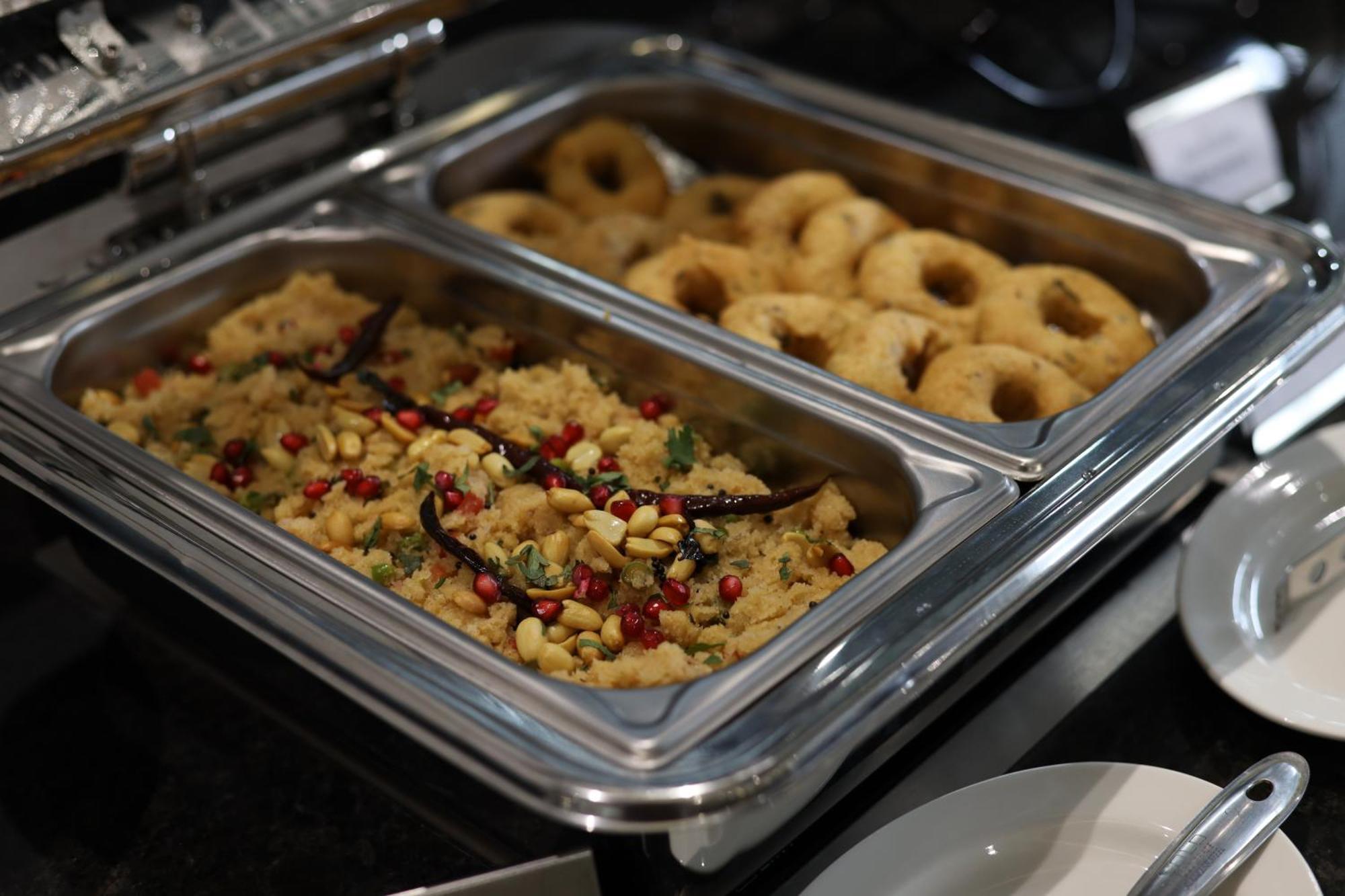 Ahuja Residency Mayfield Garden Hotel 3*